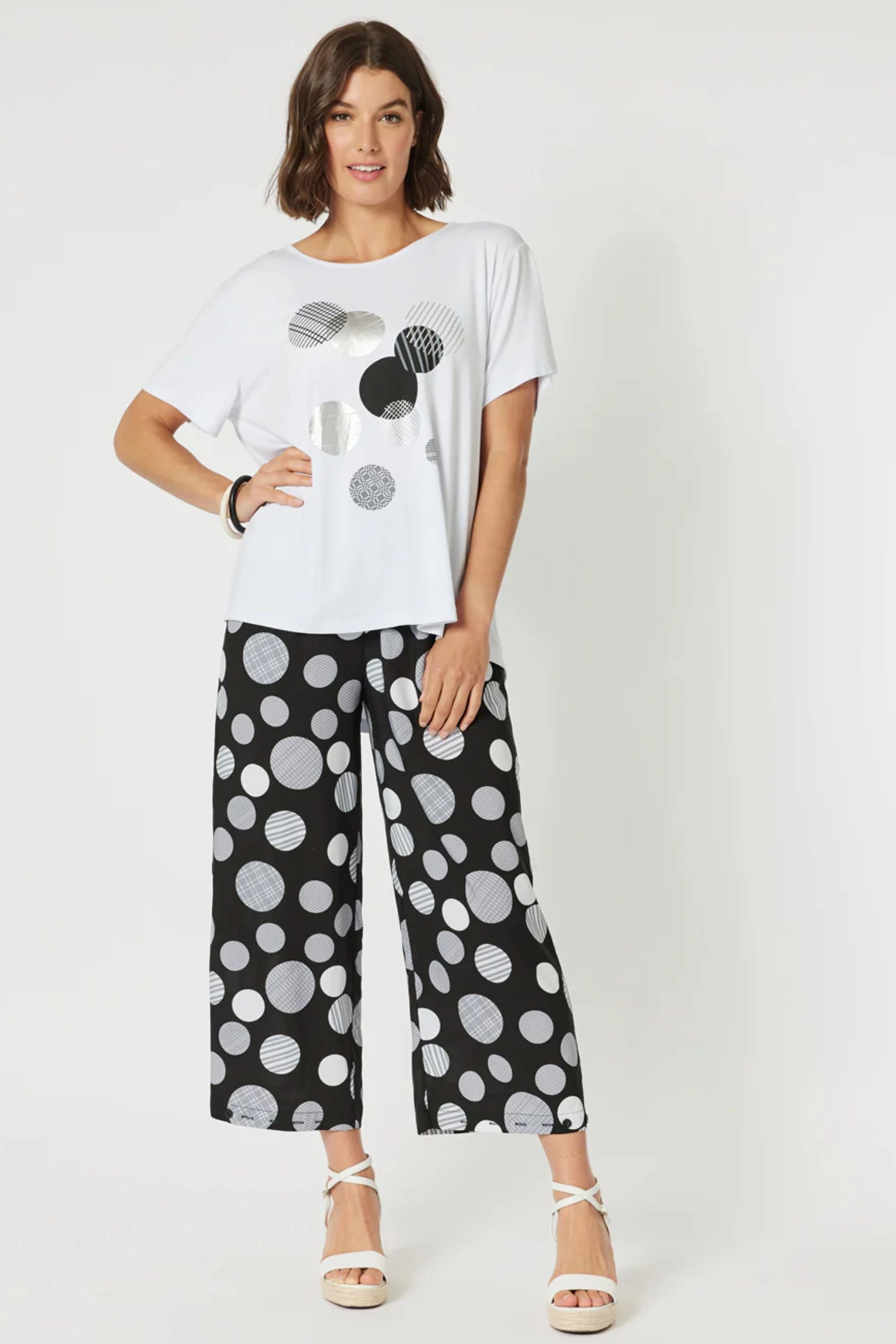 V neck Universal Silhouette ECLIPSE TEE - 45853C