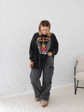 Smooth Shape Fit For Every Day Paxton Cargo Jeans- Black