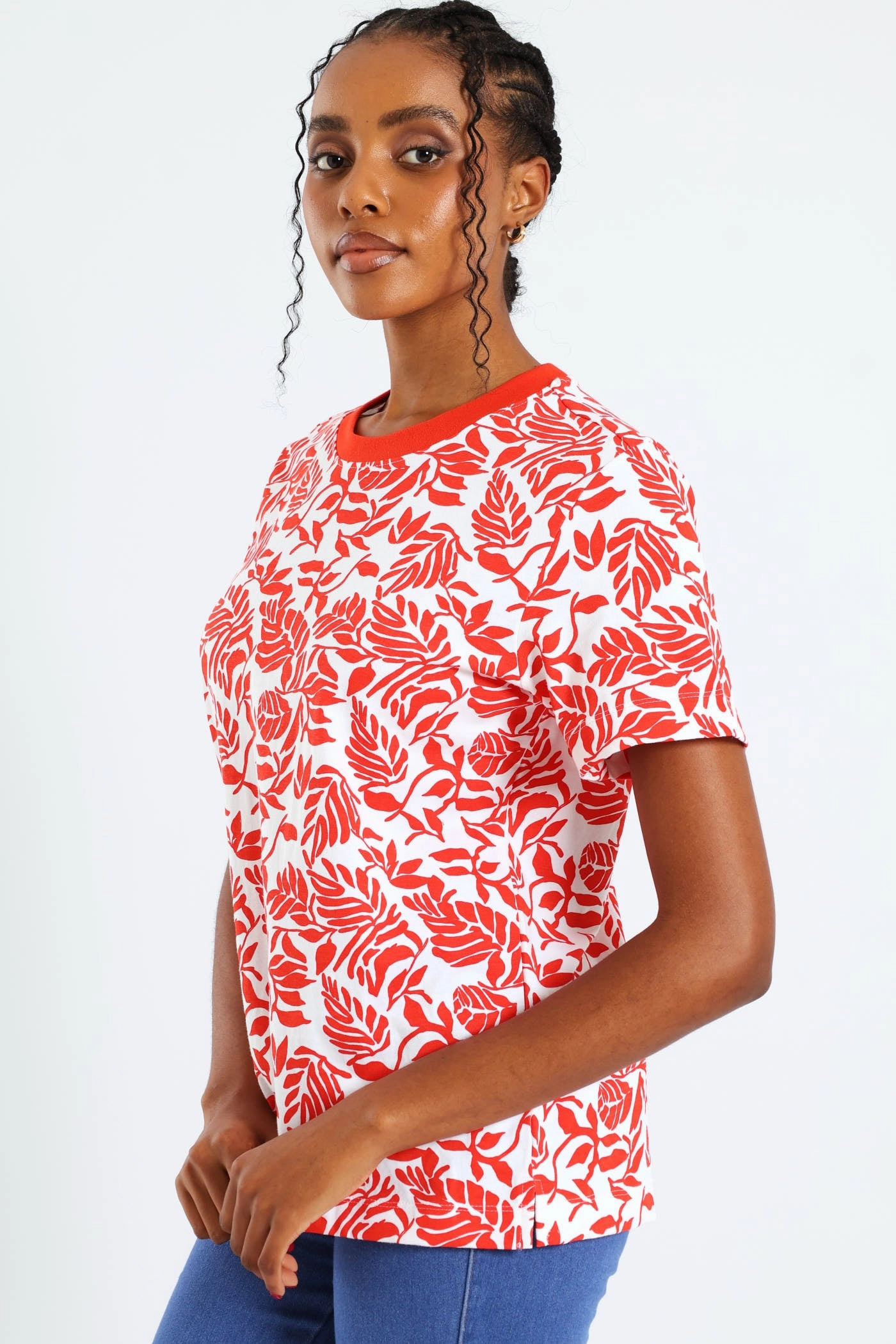Quick Dry Performance PolishedFinish Plain Rib Neck Boxy Abstract Leaf Print Tee - Vermilion