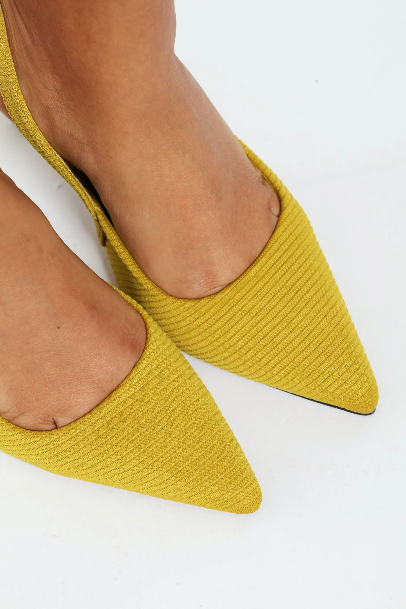 Comfortable Shoes Pointy Sling Back Kitten Heel - Chartreuse