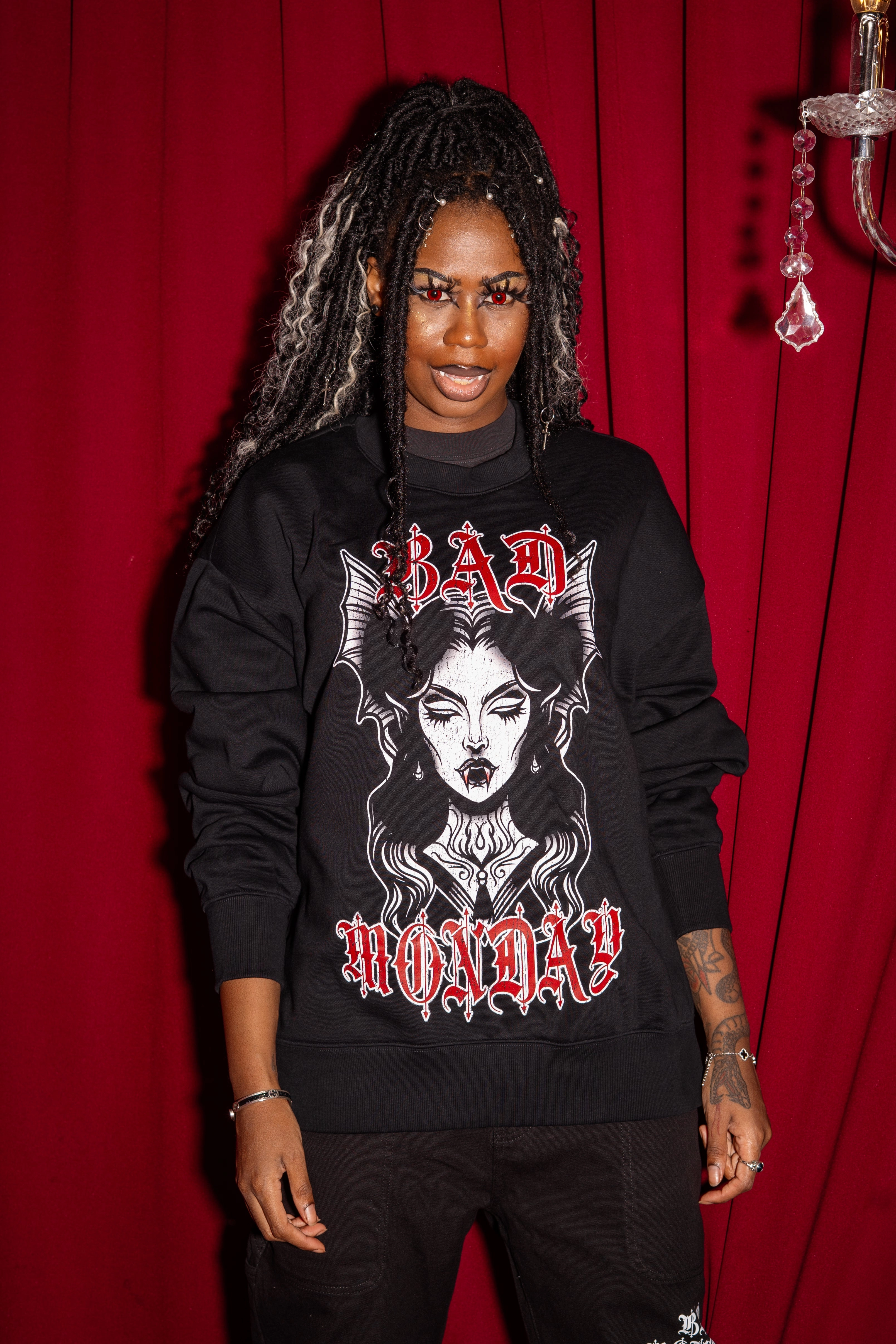 Vampy Sweater / Black Soft Interior Brushing Soft Shell