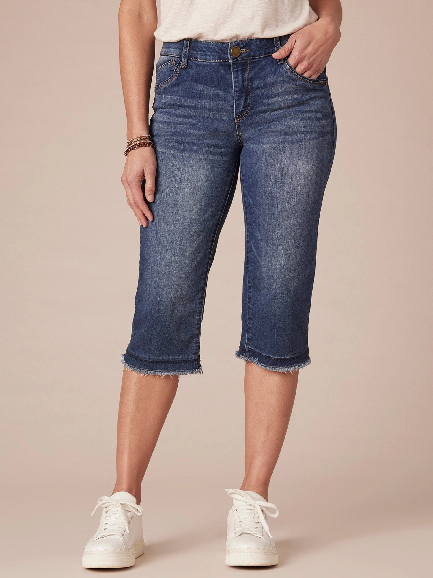 Stretch Holiday Vibes Streetwear Fan "Ab"solution? Blue Denim Fray Hem Capri Skimmer