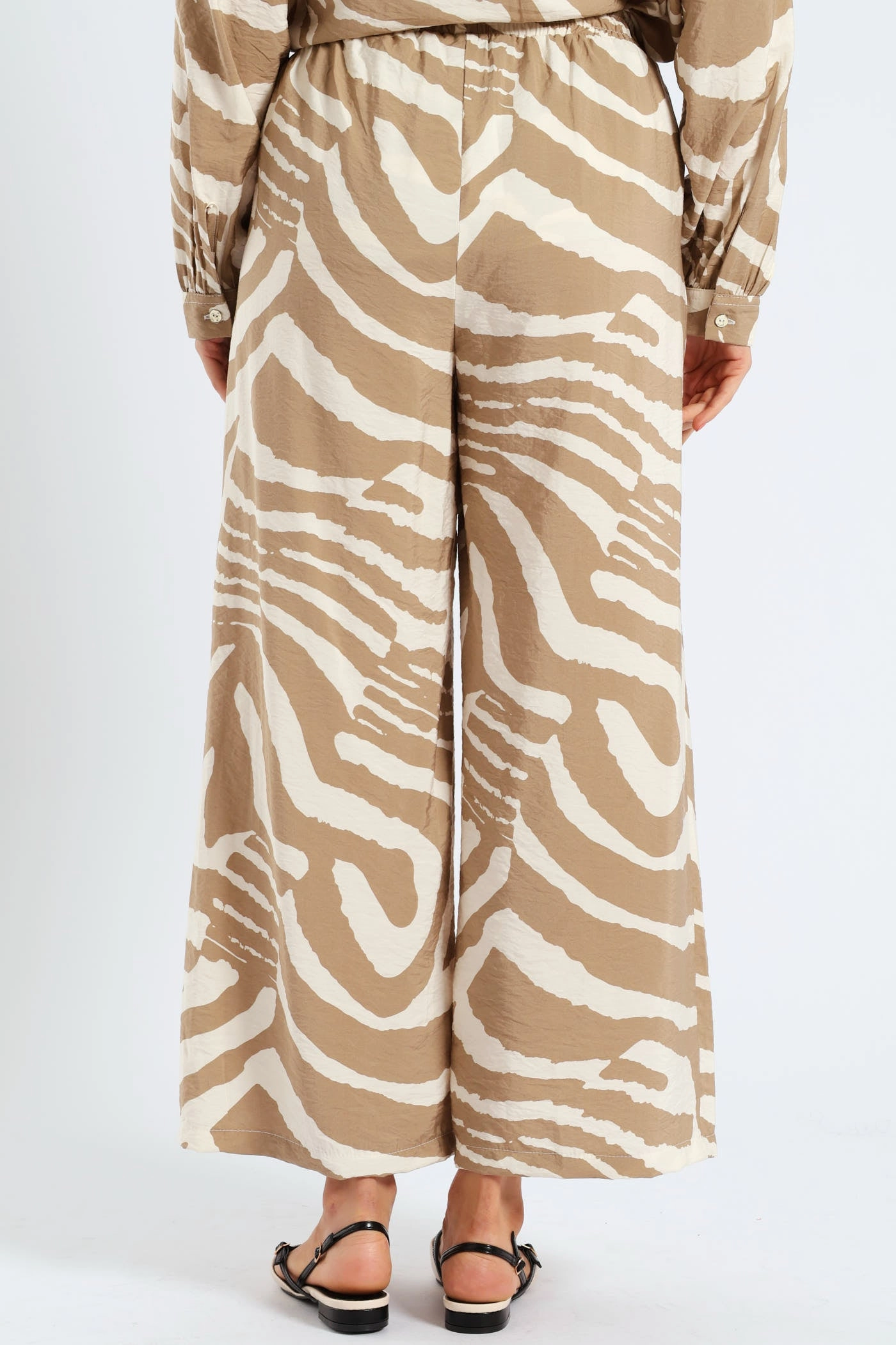 Pull-On Wide Leg Zebra Culotte Pants - White/Beige Air Comfort