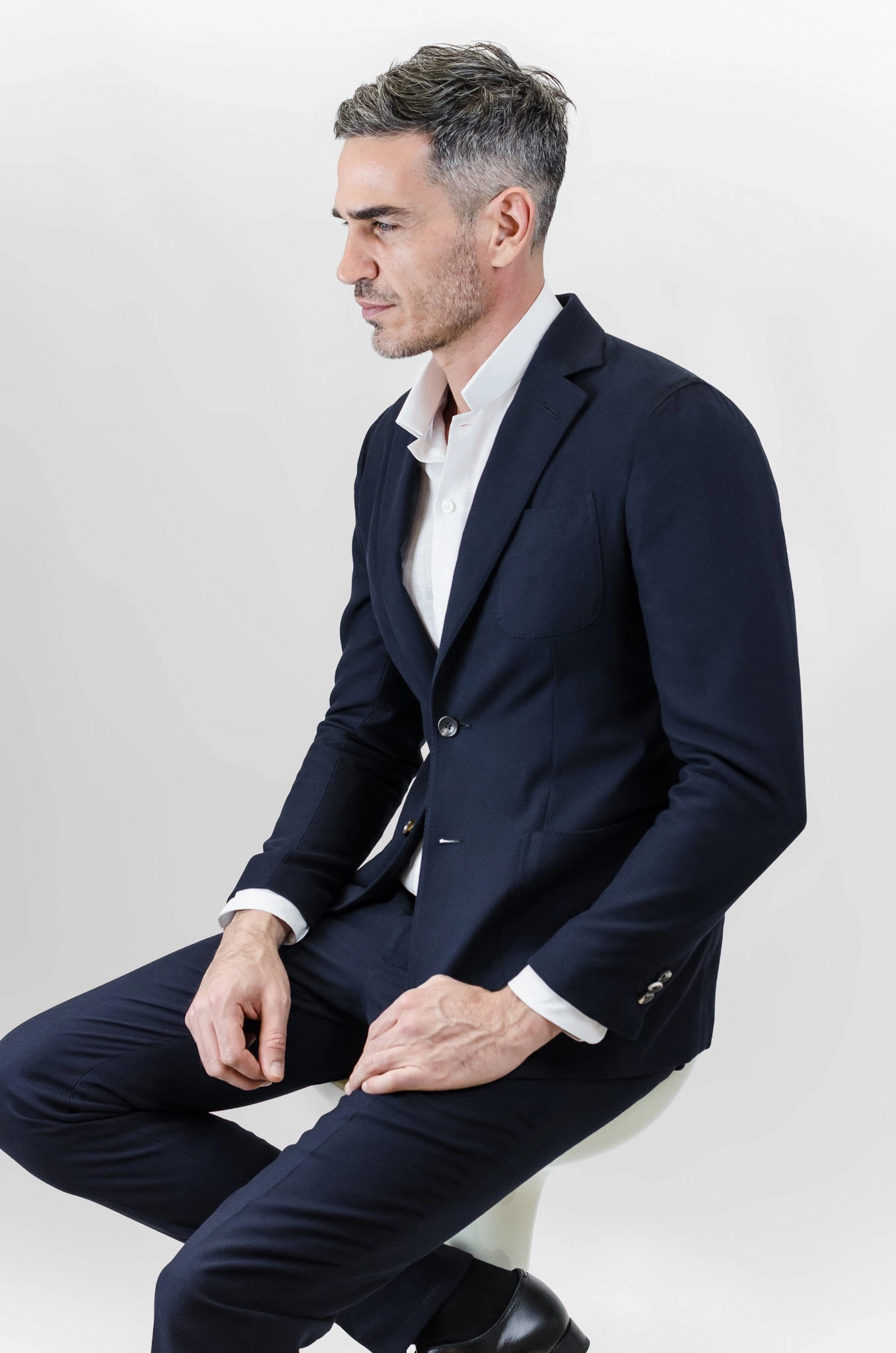 Simple and Comfortable Trendy Vibe Conrad Golden Linen shirt (ice white)