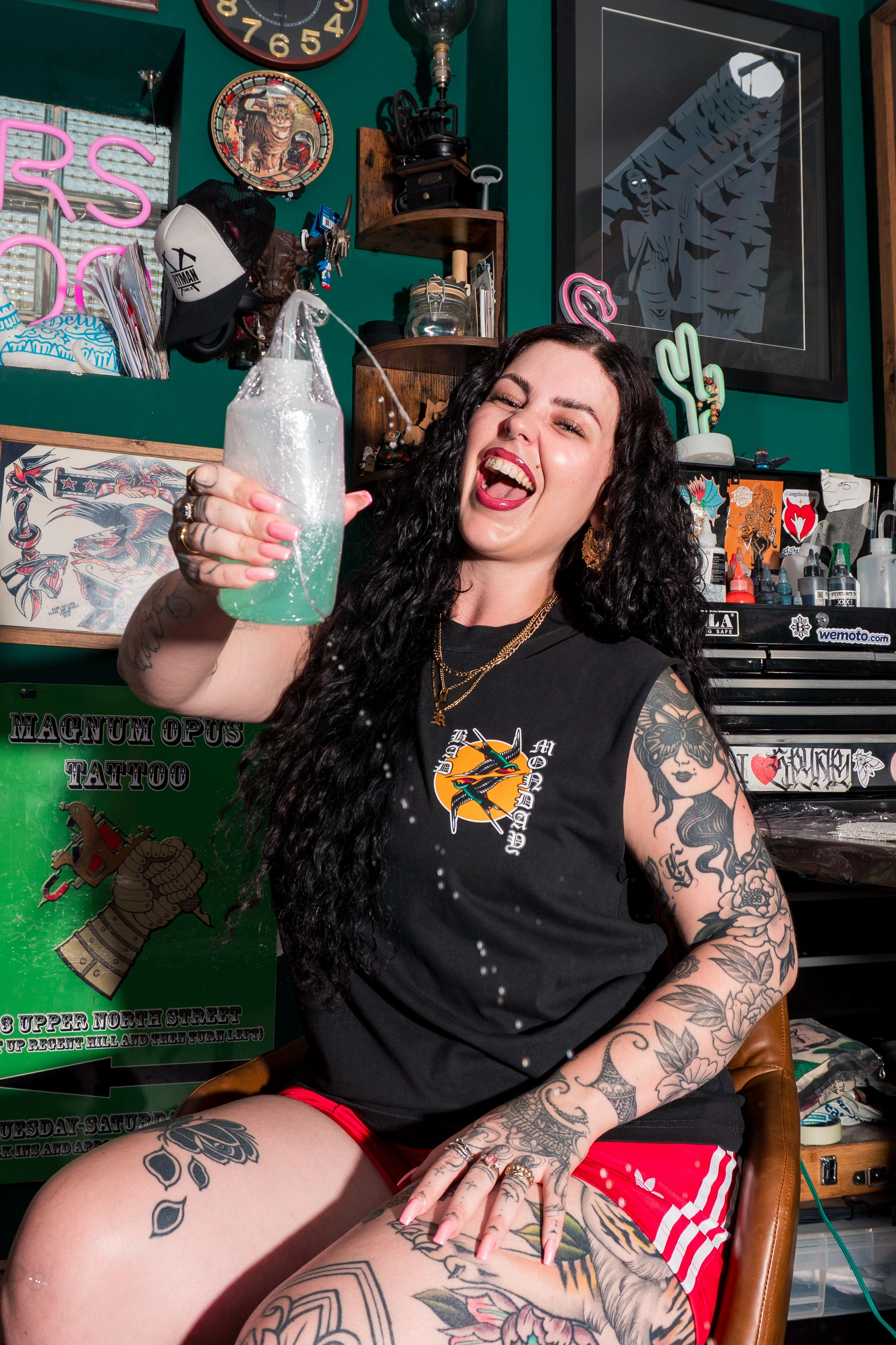 Swallows Heavy Vest / Faded Black Fashionable Style Chic Look