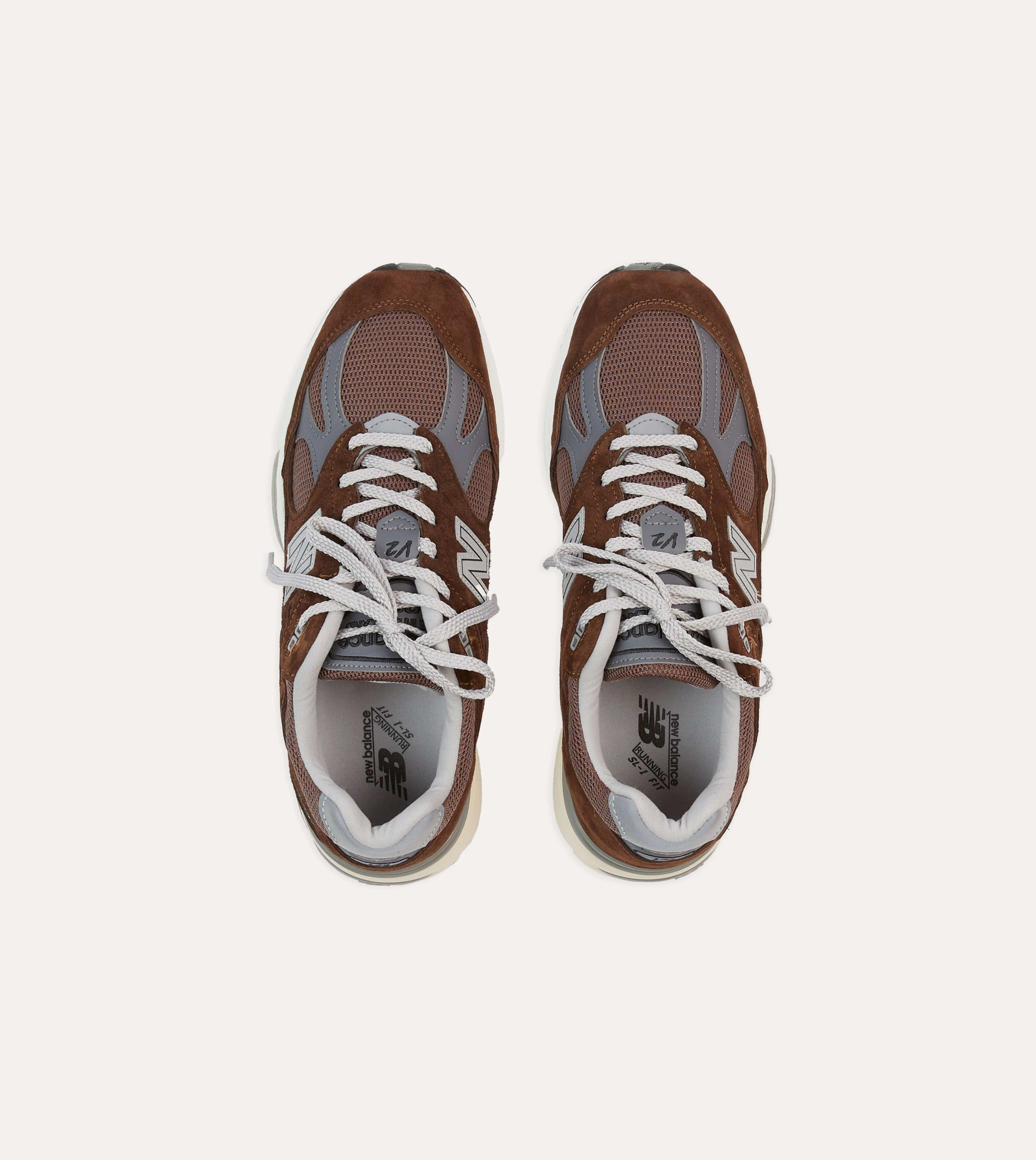 New Balance Pinecone Made in UK 991v2 Trainers Enhanced Ankle Support running in a charity run shoes