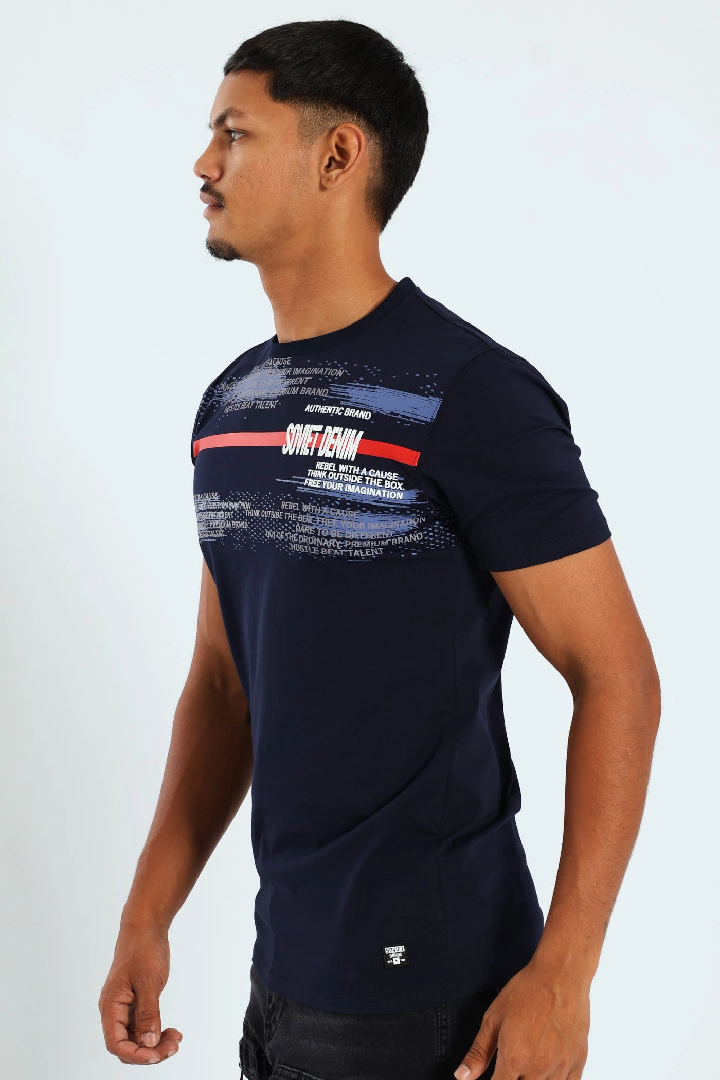 Abstract print Konrad Tee - Navy