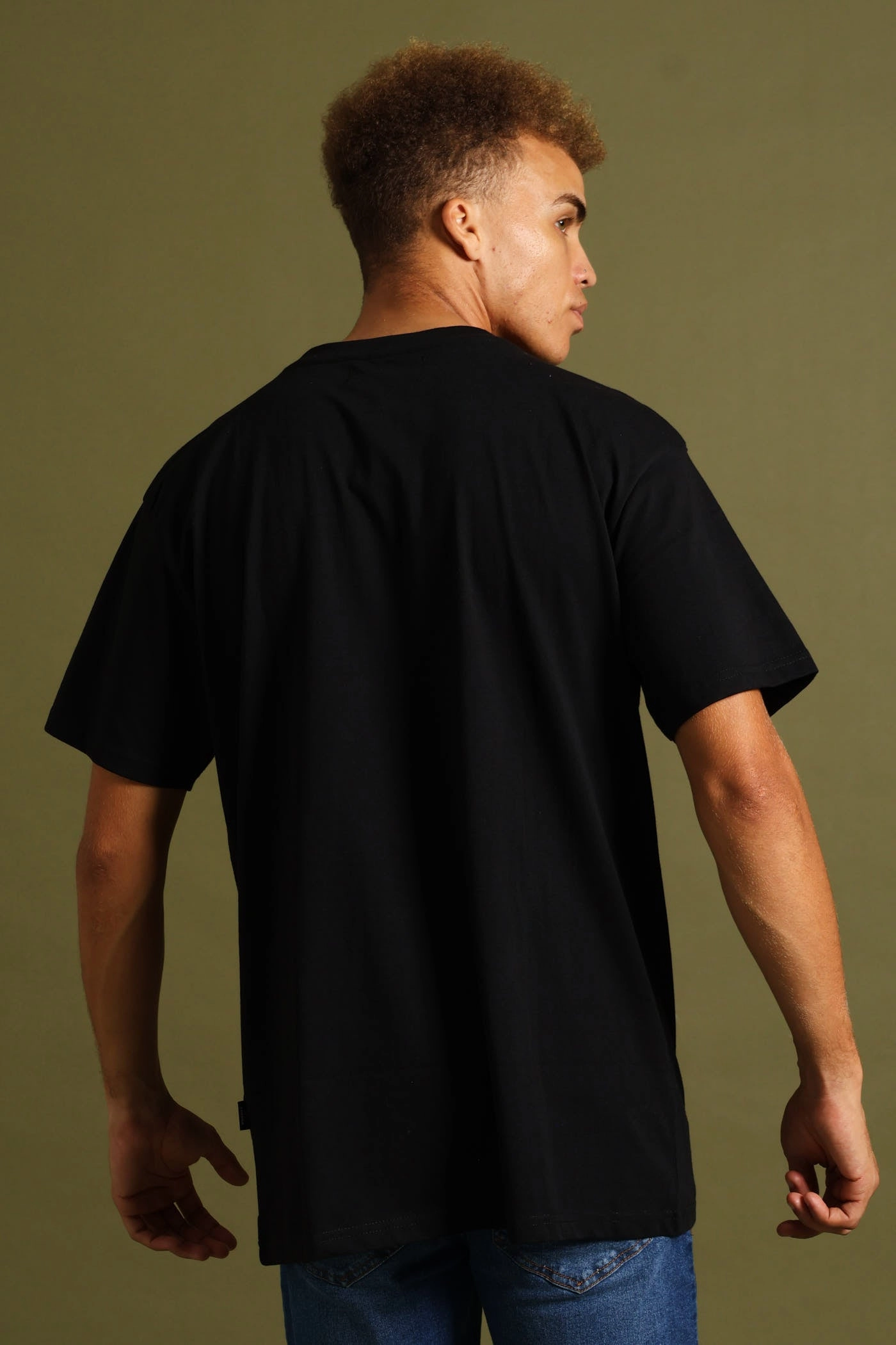 Short Sleeve Basic Print Tee - Black Essential Comfort Minimal Fashion