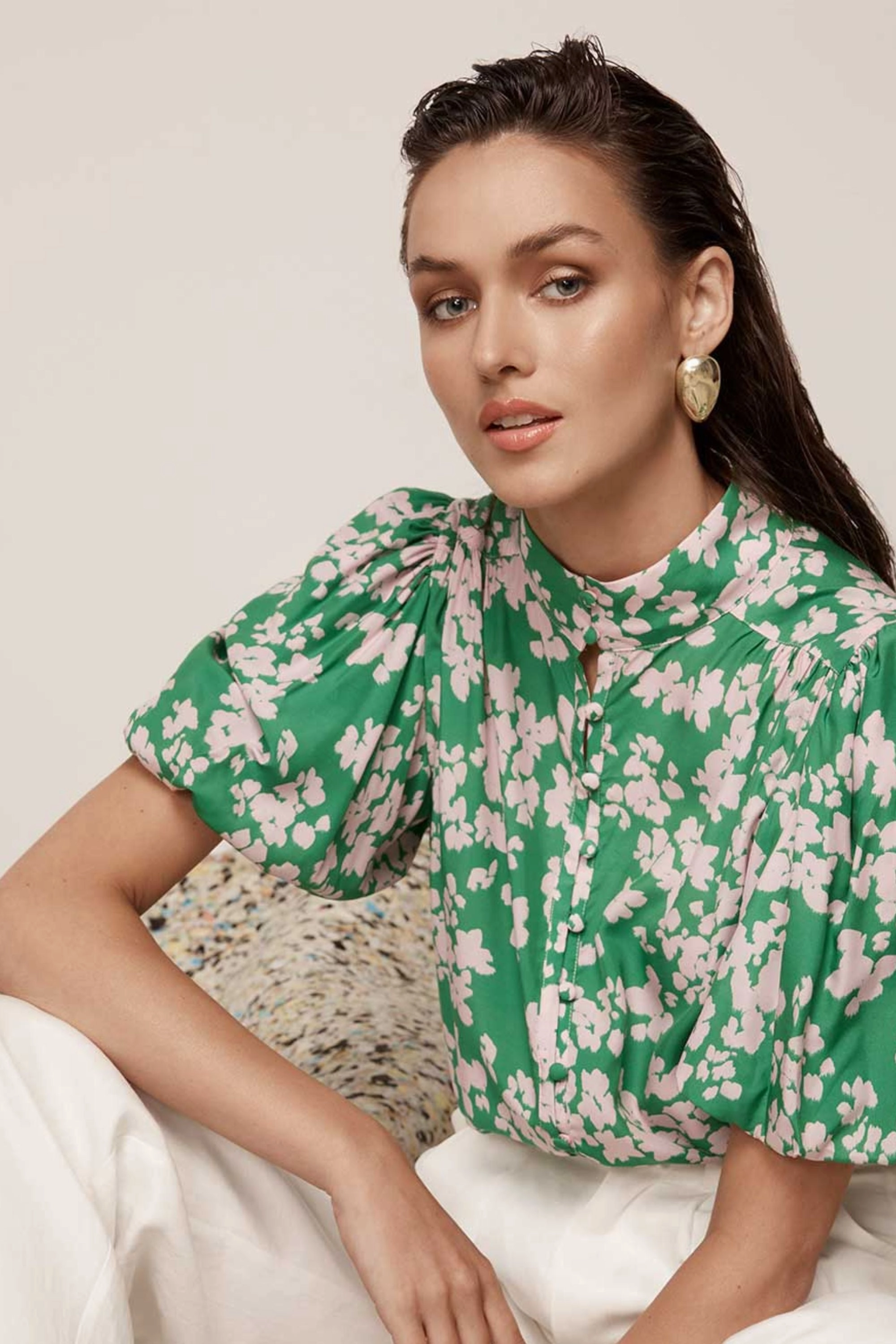 On The Go Layer Classic Look ROSIE BLOUSE - CSS23376