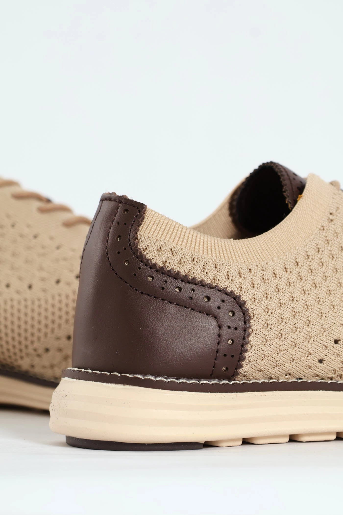 Custom Motion Flye Knit Smart Casual Lace Up Shoe - Stone