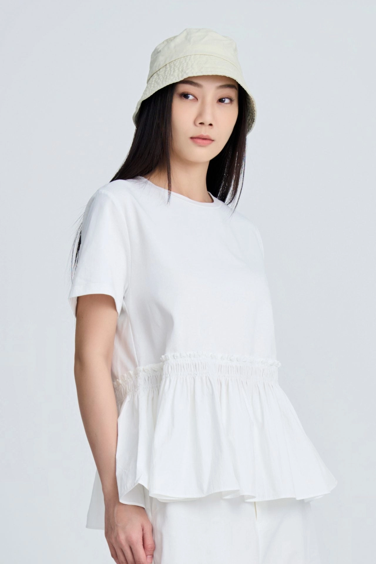 Casual Essentials Wear Ruffle Hem Tee [AT]