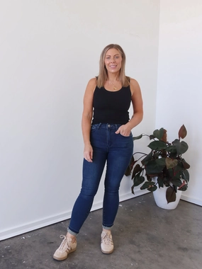 Low Maintenance Outfit Vibe Chad Jeans