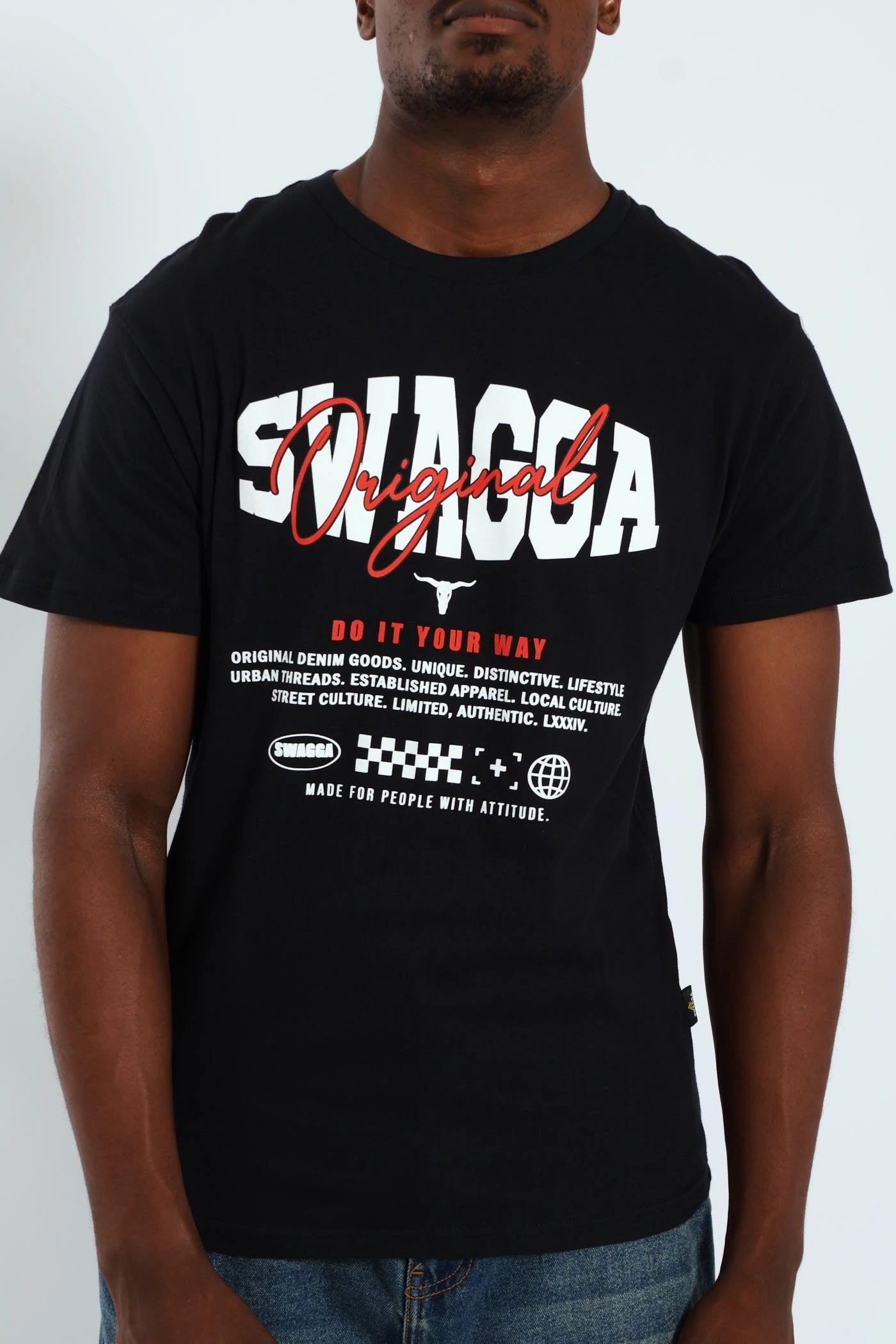 Short Sleeve Basic Print Tee - Black Relaxed and Easy