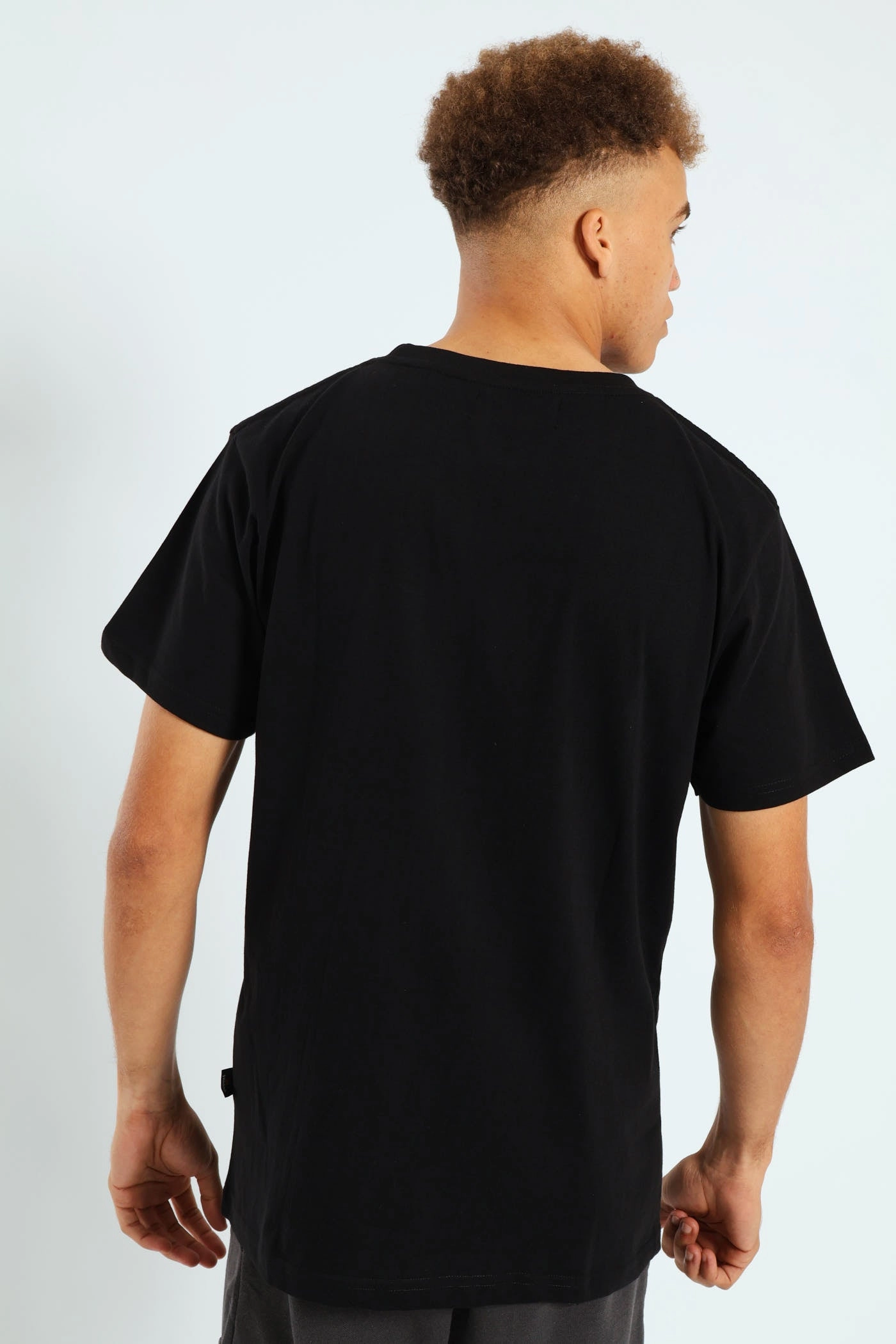 Classic Comfort Style Short Sleeve Basic Print Tee - Black