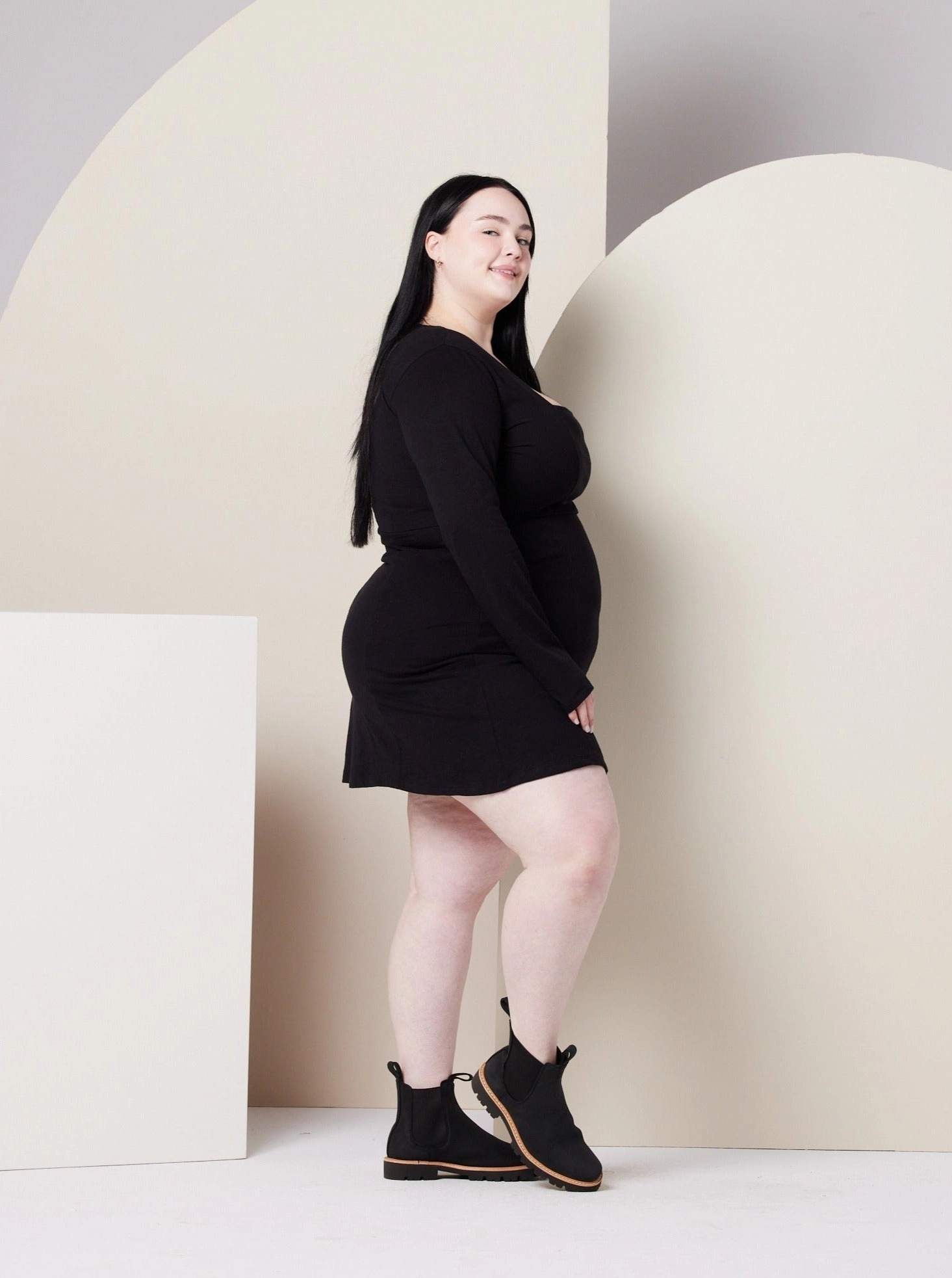 Sonnet Dress - Black Relaxed Fit Look