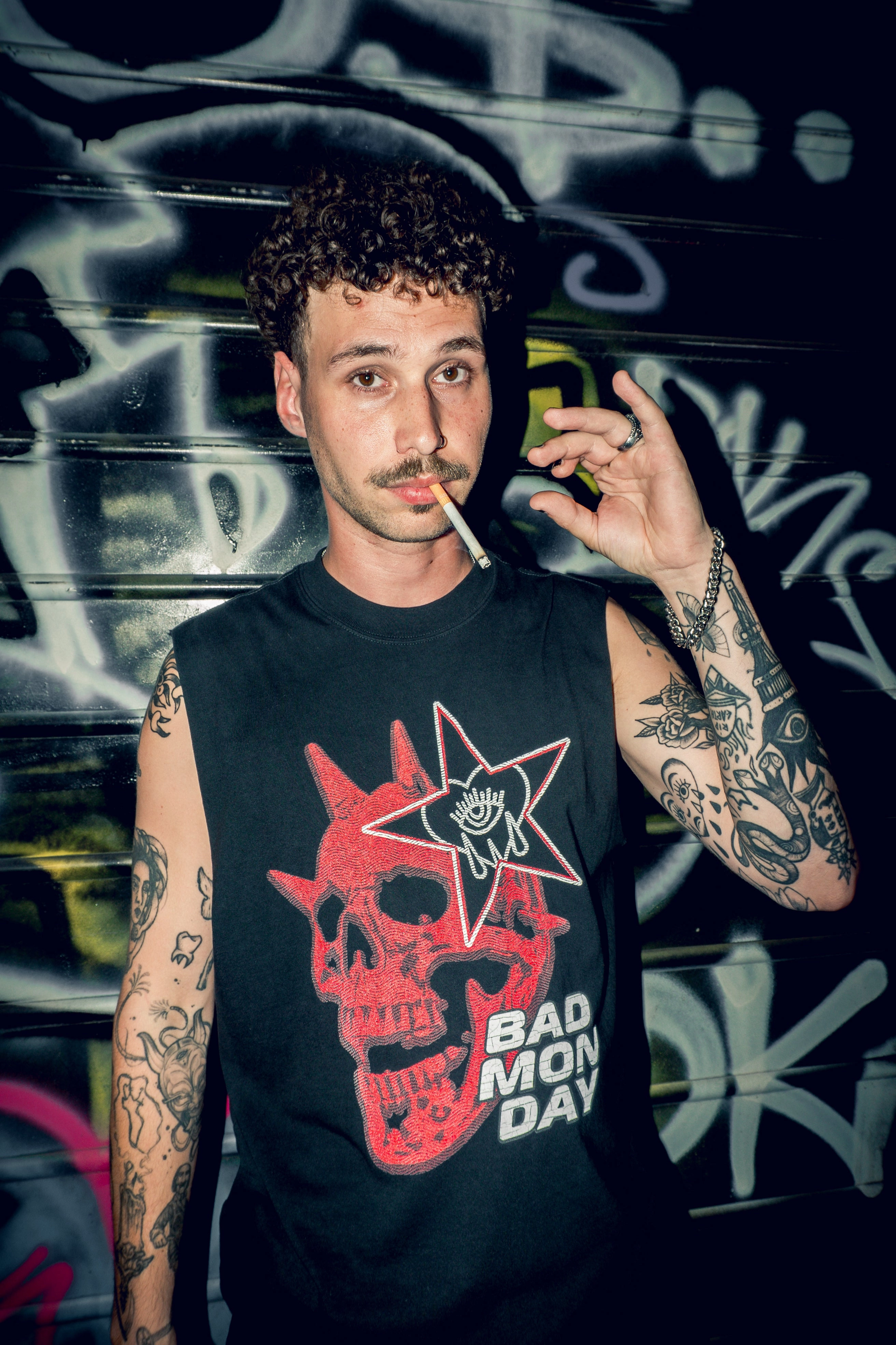 Self Fabric Tie Closure Overlock Edging Skull Star Heavy Vest / Front Print