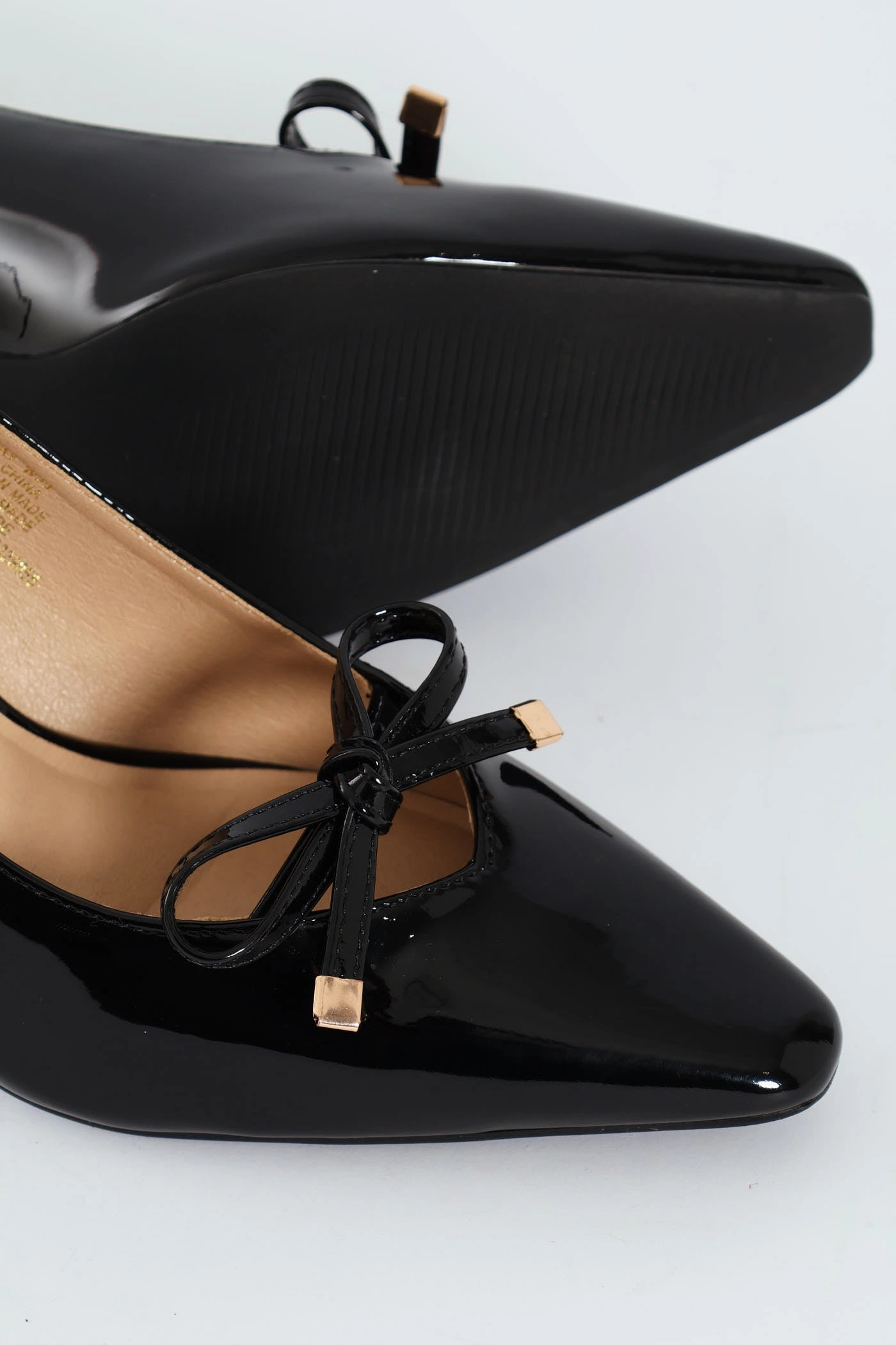 Tamara 1 Pointed Toe Bow Court Stiletto Heel - Black Trendy