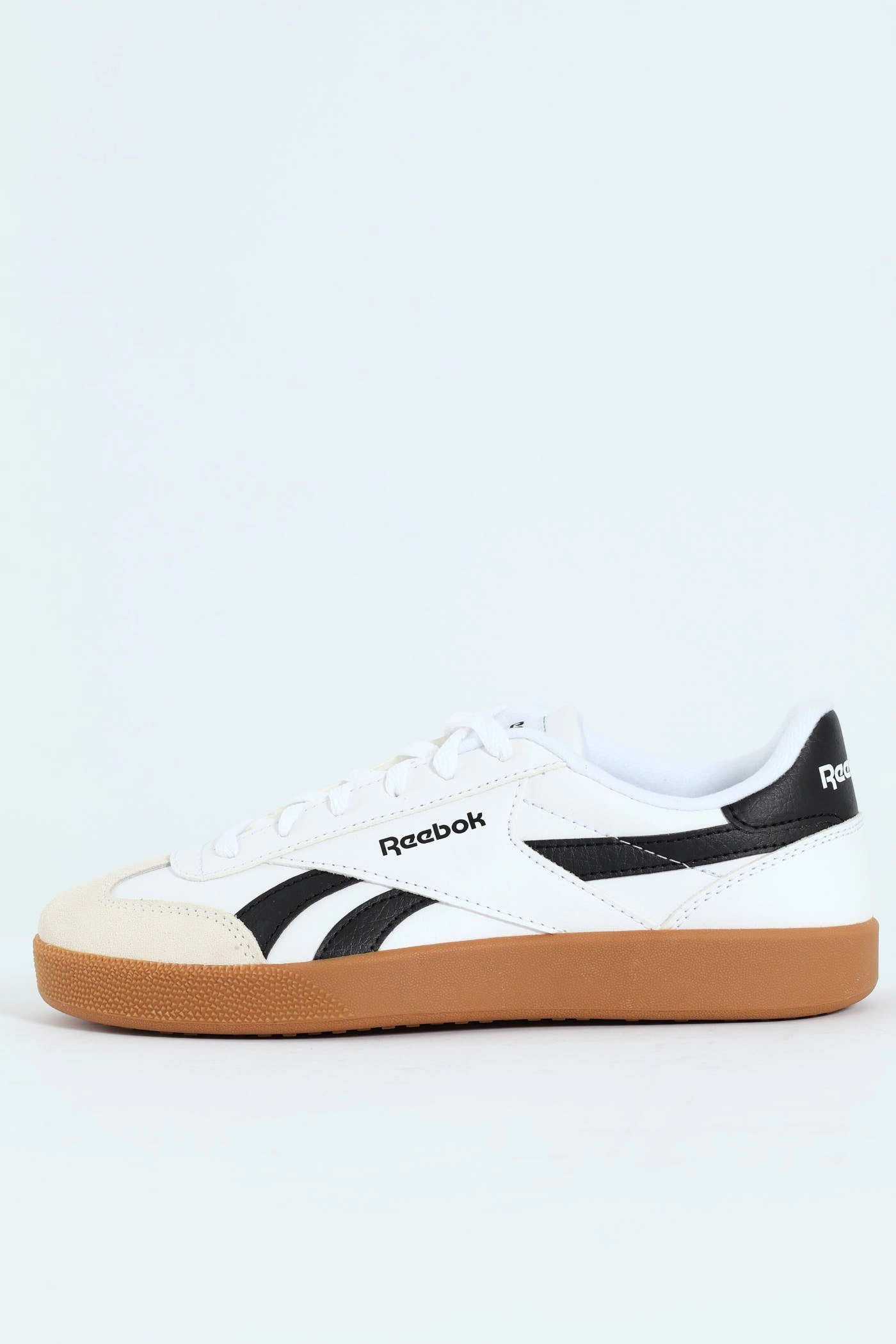 Vibrant Design Structured silhouette Smash Edge Sneaker - White/Black
