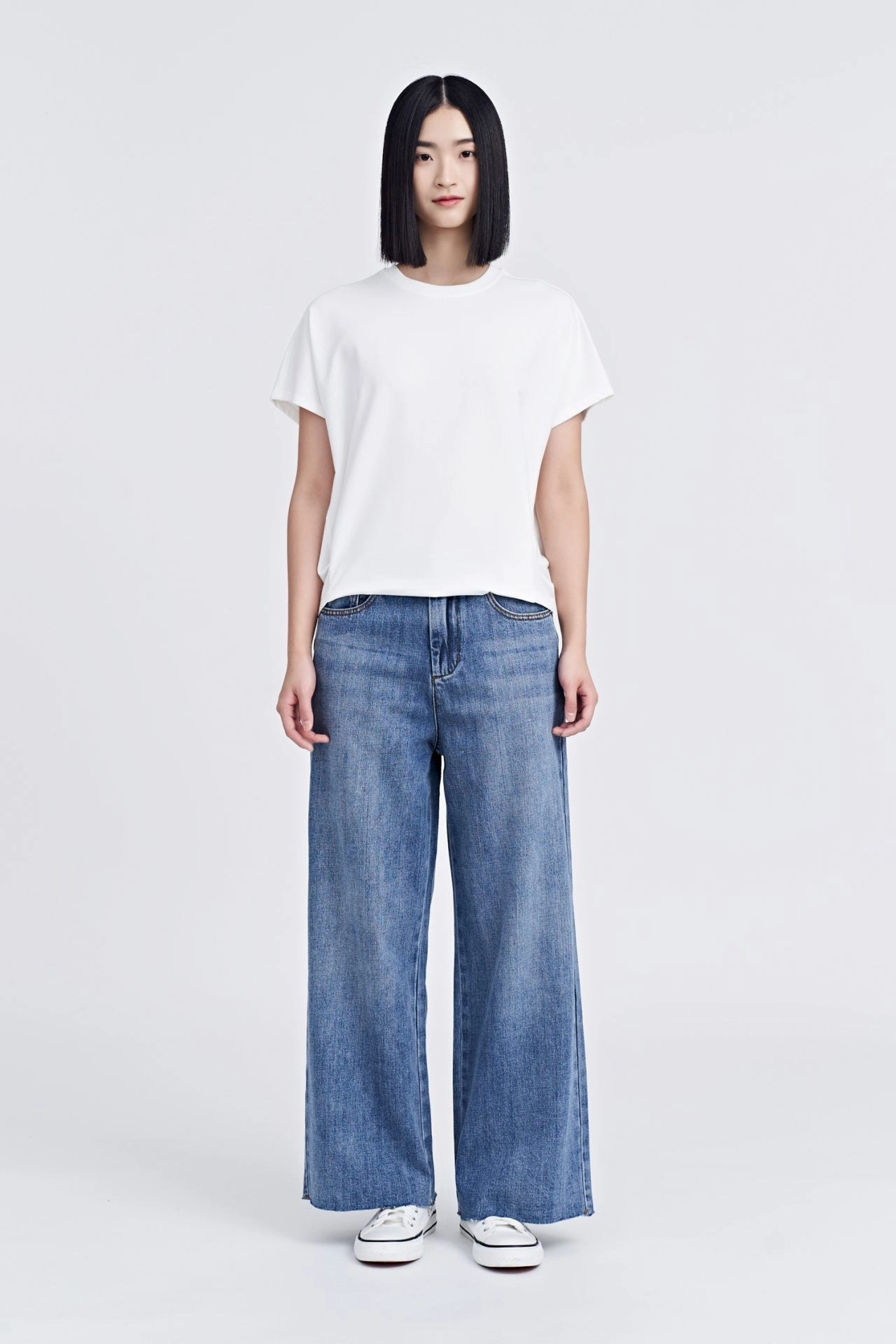 Snap Button Tee - Cream Stylish Comfort