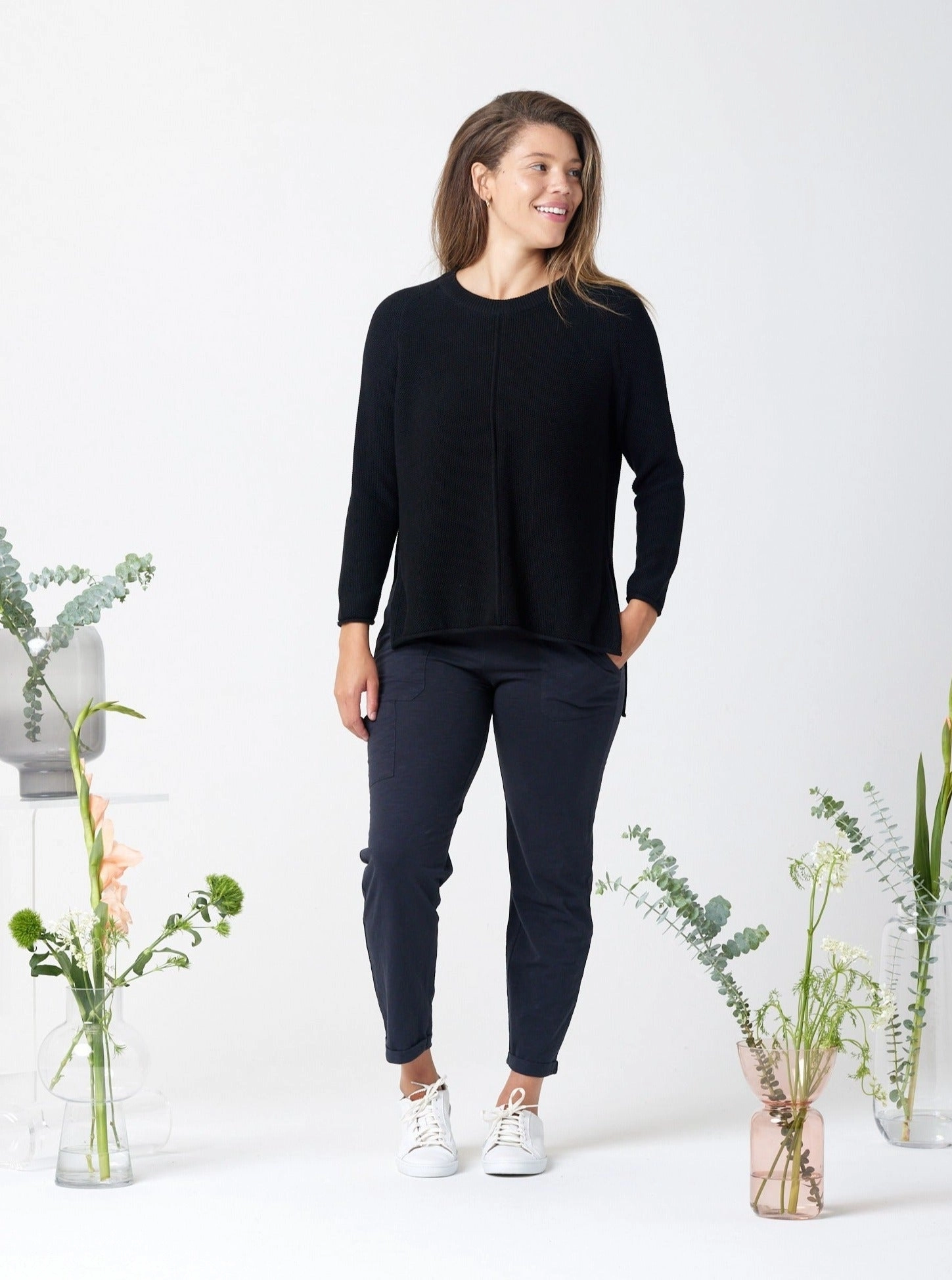 Chilly Ready Slim Waist Solstice Sweater - Black