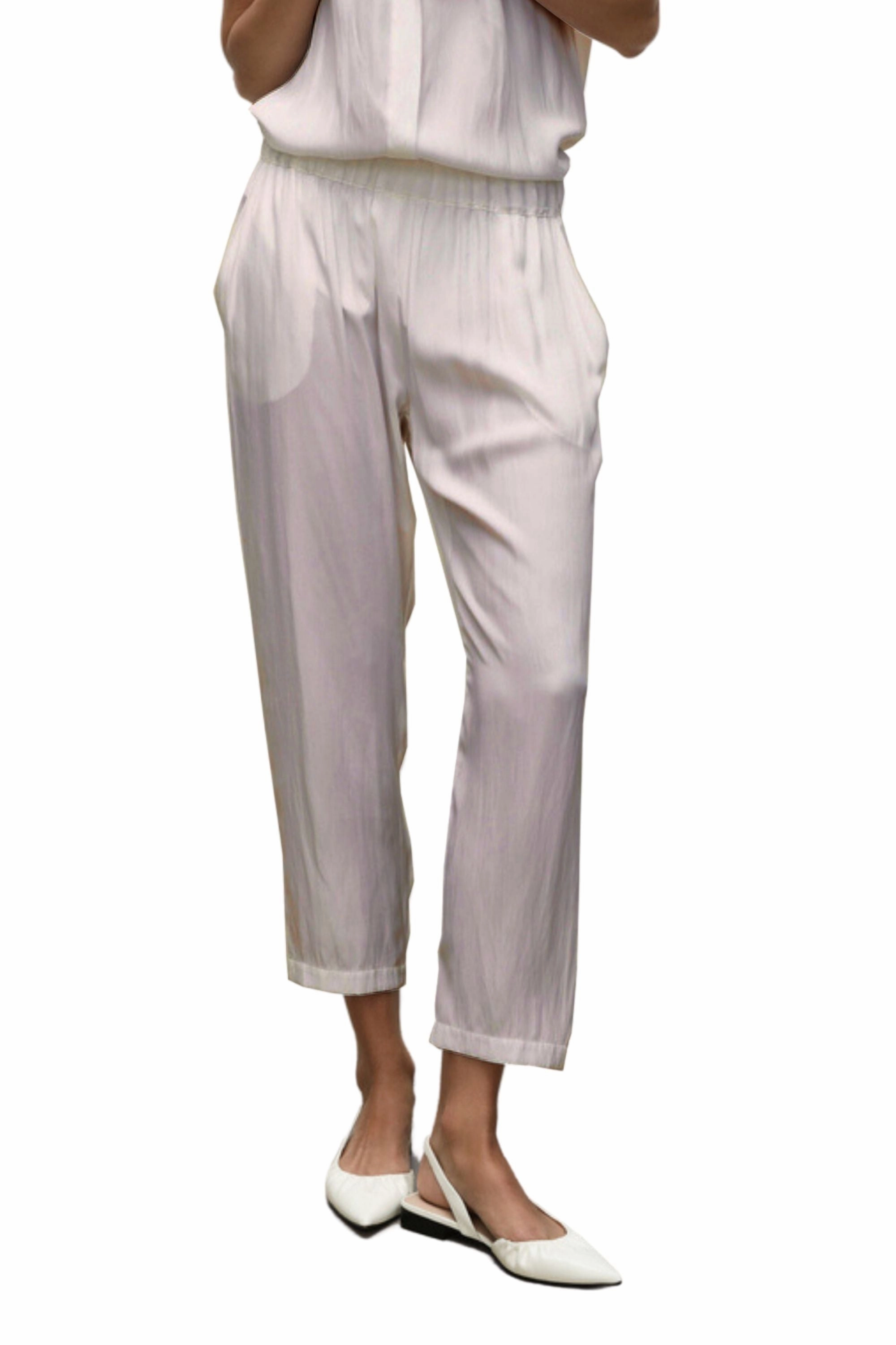 SOFT CAPRI - F671615 Adaptable Style Timeless Design