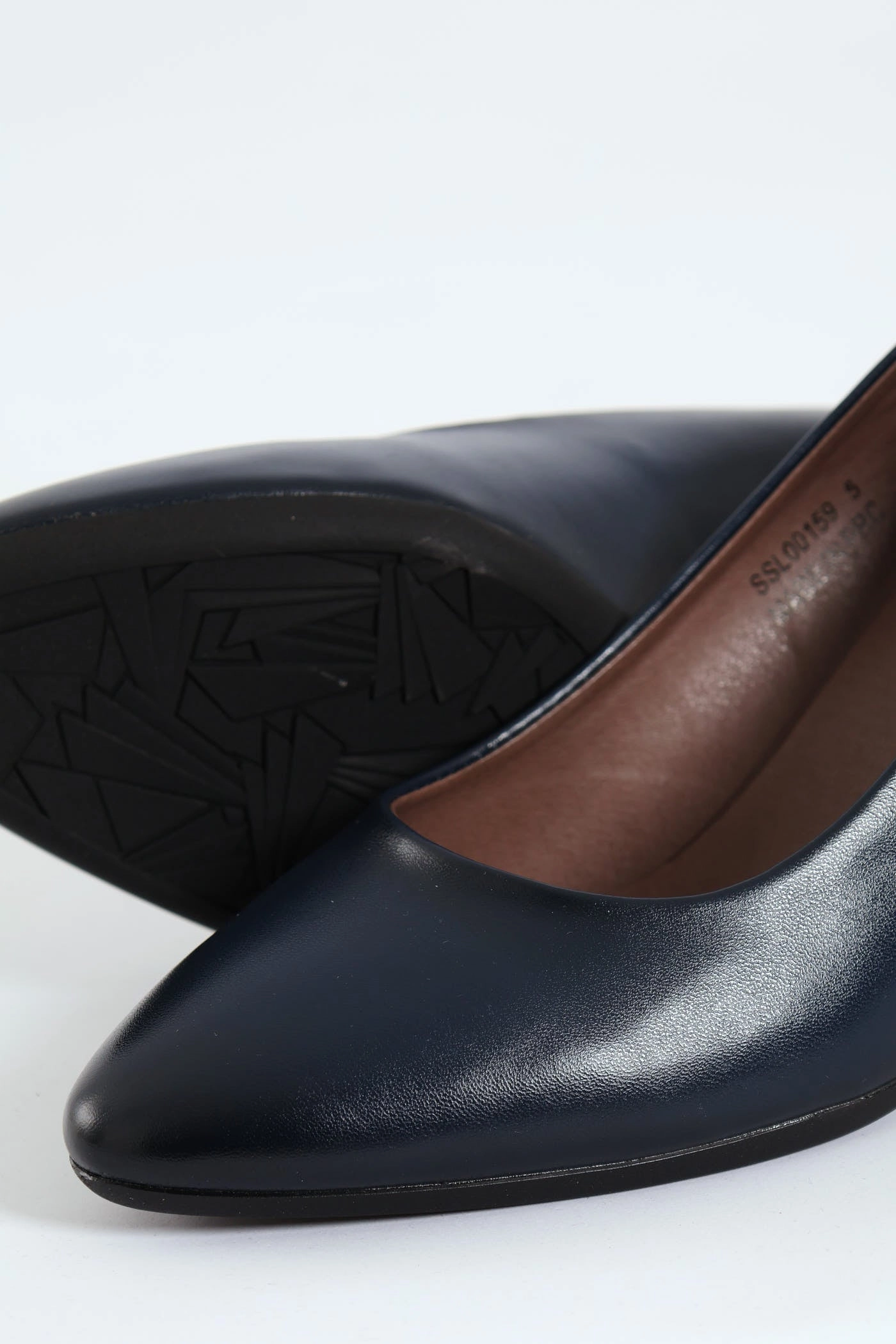 Soft Neriah Pointed Toe Court Heel - Navy Patent Look