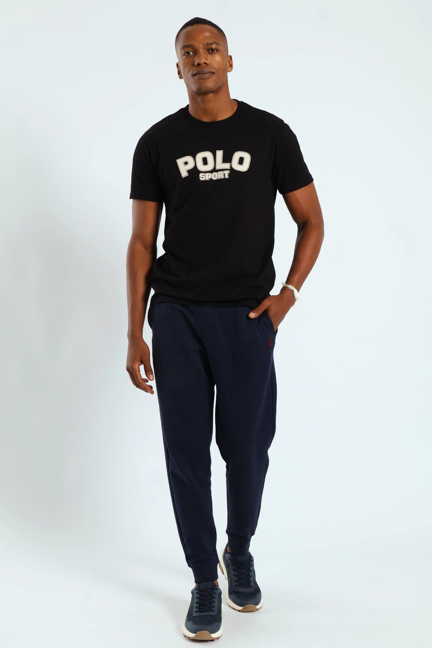 Sport Leonardo Tee - Black Formal Elegance WrinkleResistant Texture