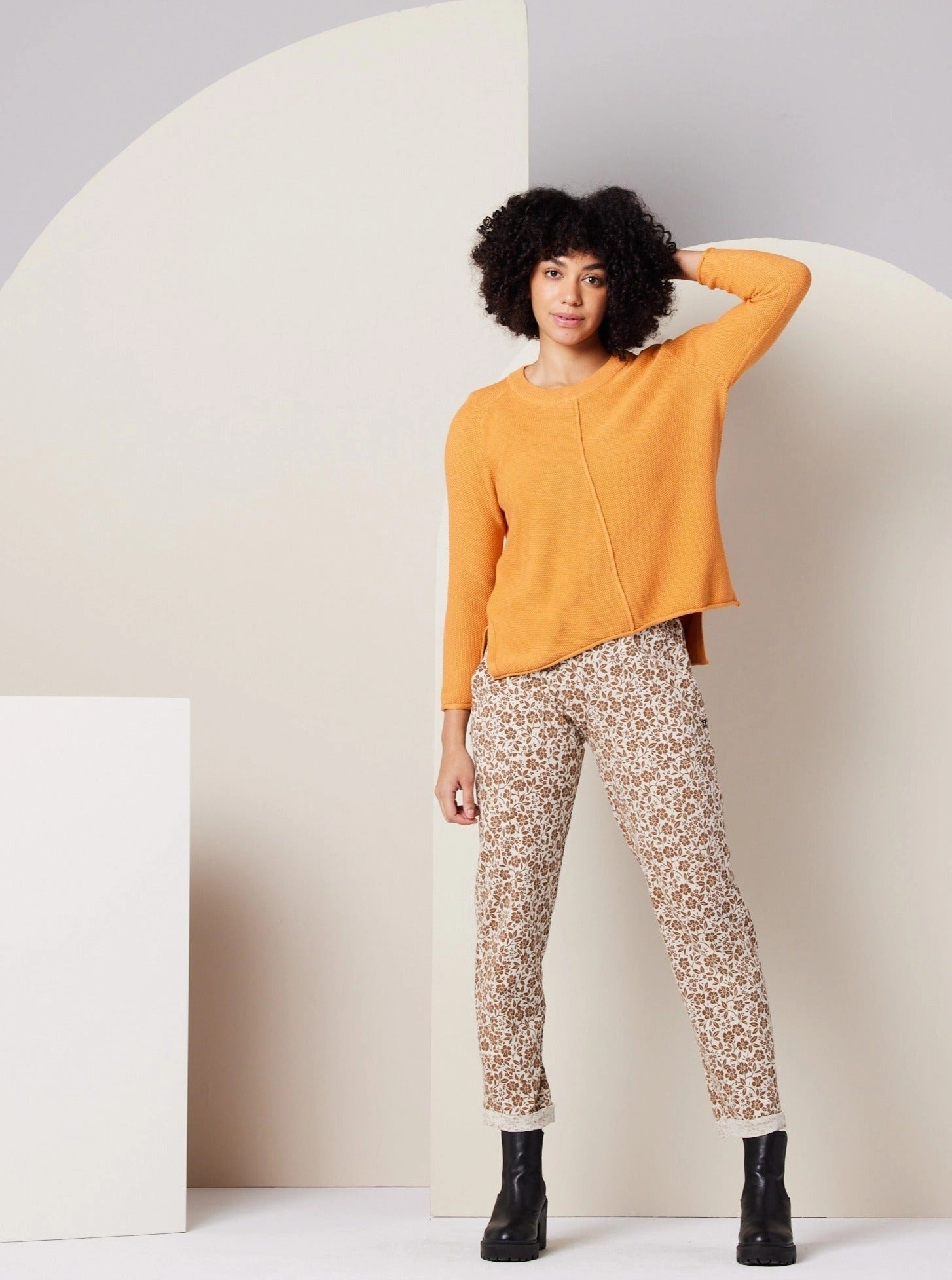 Cozy Fashion Solstice Sweater - Apricot