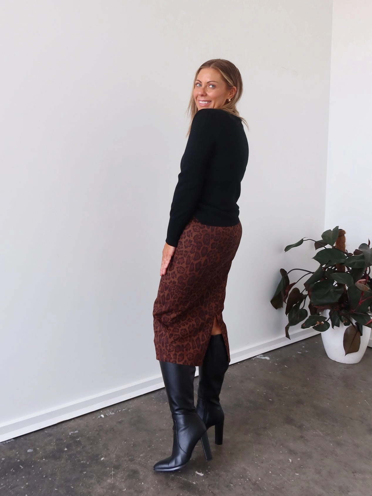 Functional Detail Light Touch Avalie Skirt - Leopard Print