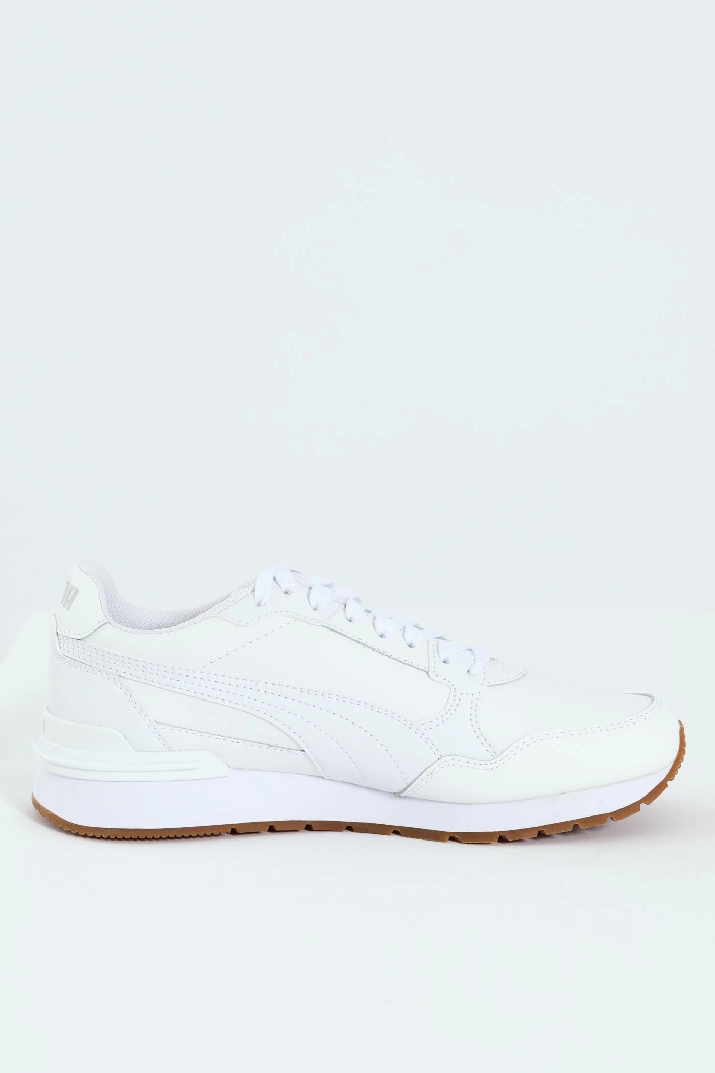 Ventilated Sides Street Runner V4 L Retro Sneaker - White