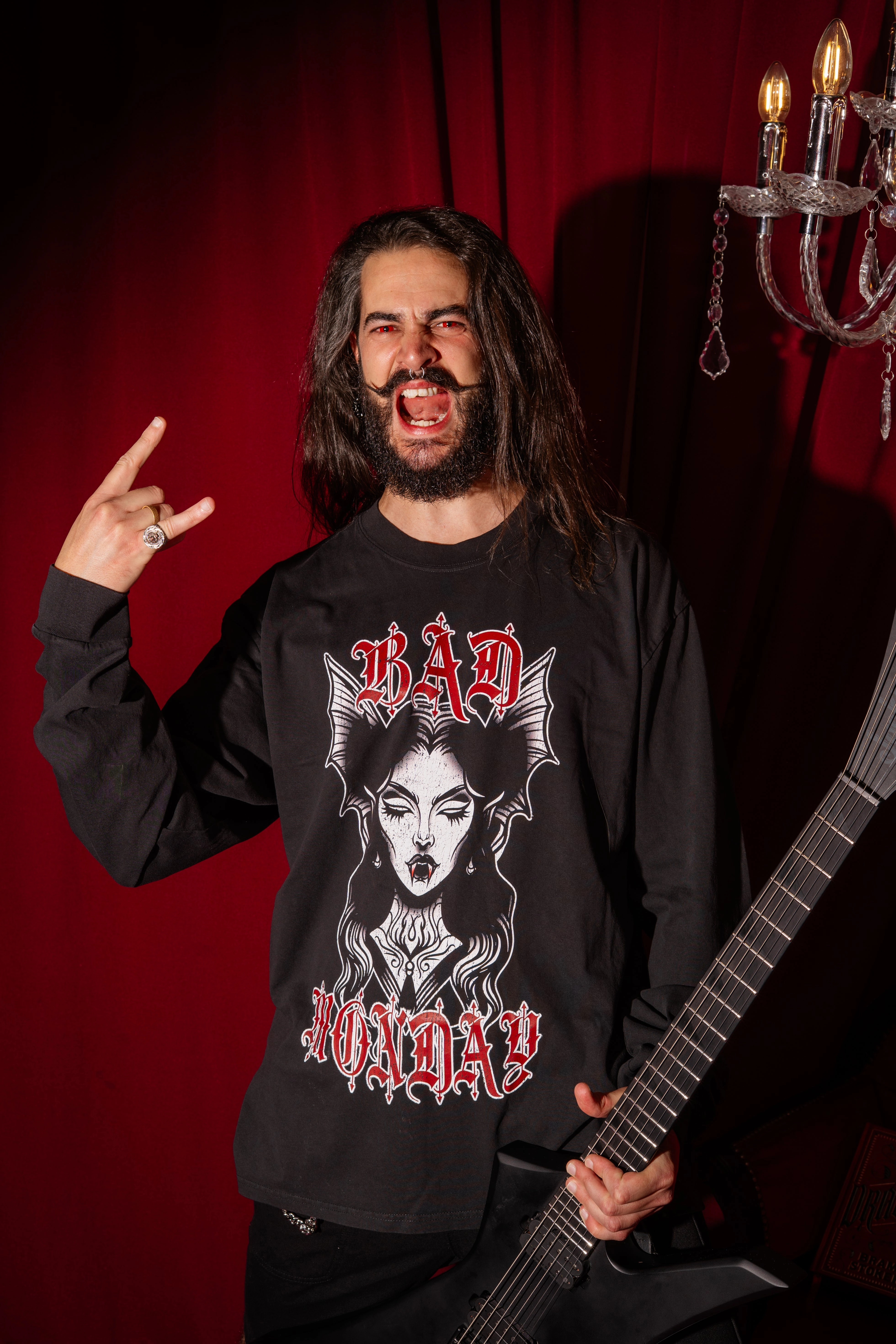 Moisture Wicking Material Quick Release Fasteners Vampy  Heavy LS Tee / Faded Black