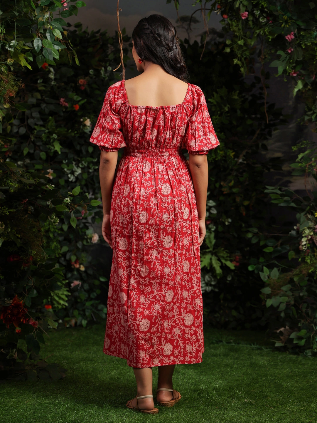 Countryside-Style Subtle Comfort Women's Red long Cotton dress with balloon sleeves