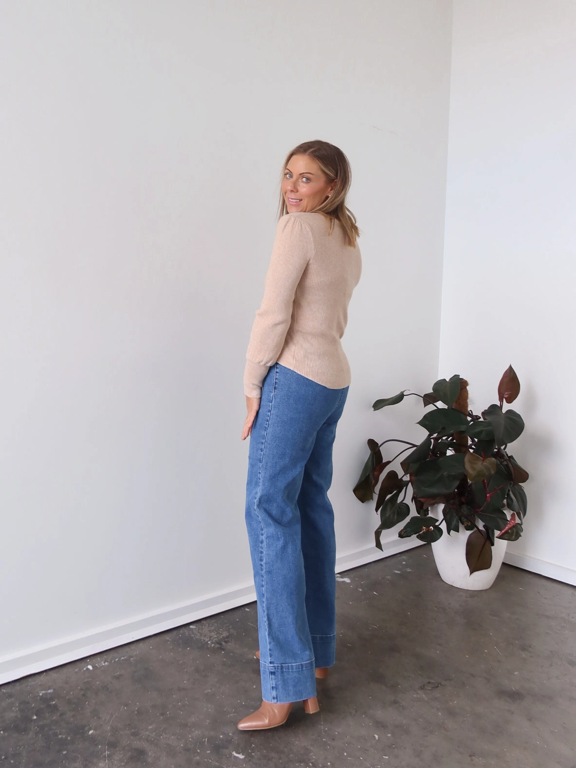 Holiday Vibes High Quality Versatile Cut Bentley Jeans - Mid Blue