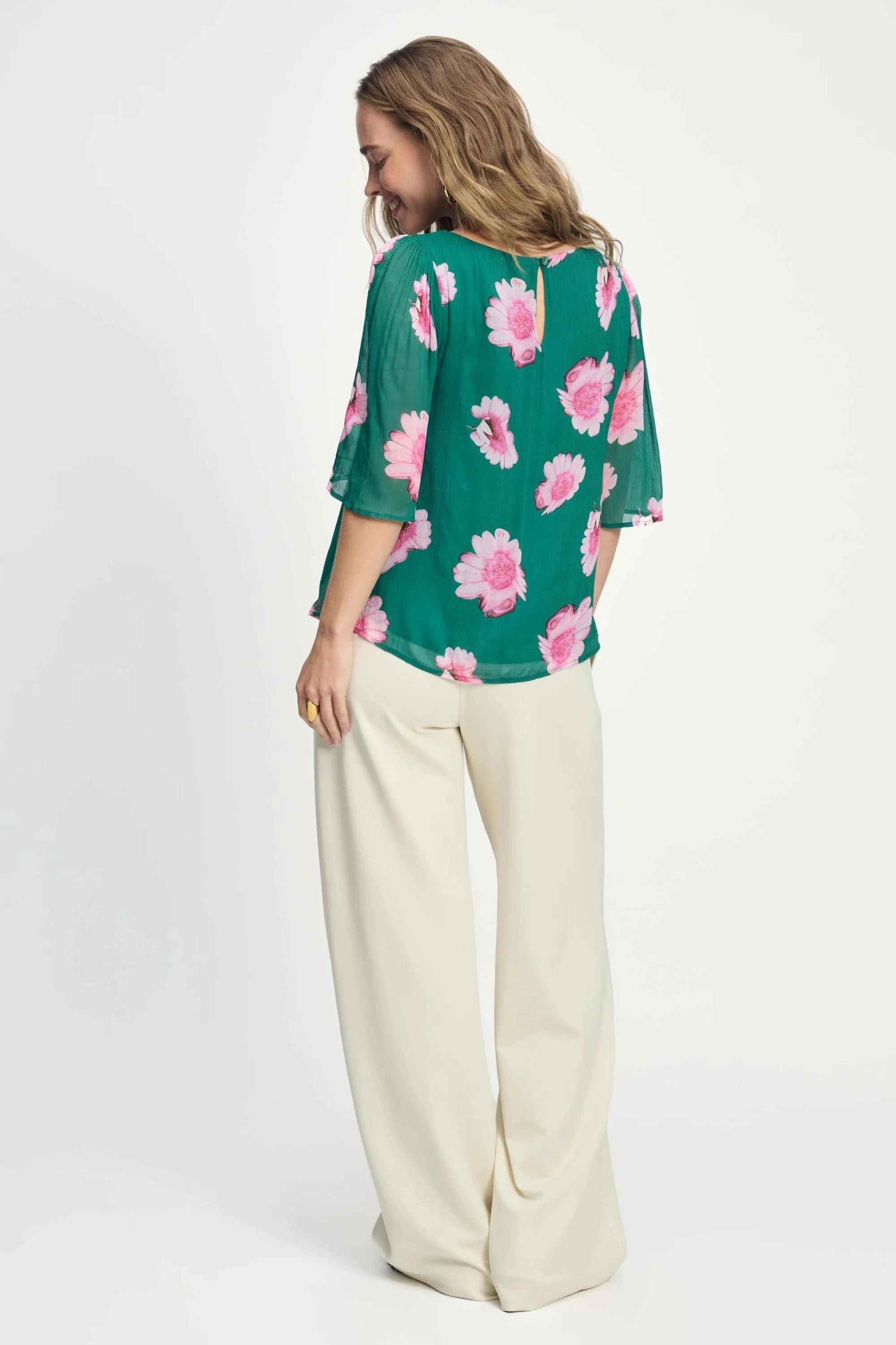 MEADOW FLOWERS BLOUSE - SP9076 Modern Day Look