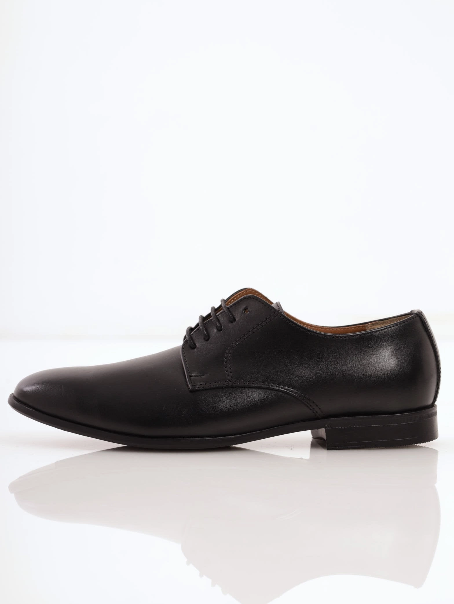 Men's Basic Lace-Up Shoe - Black Aniline Finish Sustainable Use
