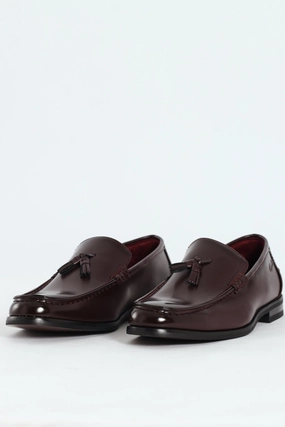 Tassle Loafer - Burgundy Narrow Room subtle style
