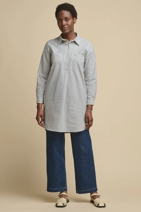 The Quarry Bank Women's Olivia Shirt Dress - Navy/White Puff-Sleeve Evening Vibe