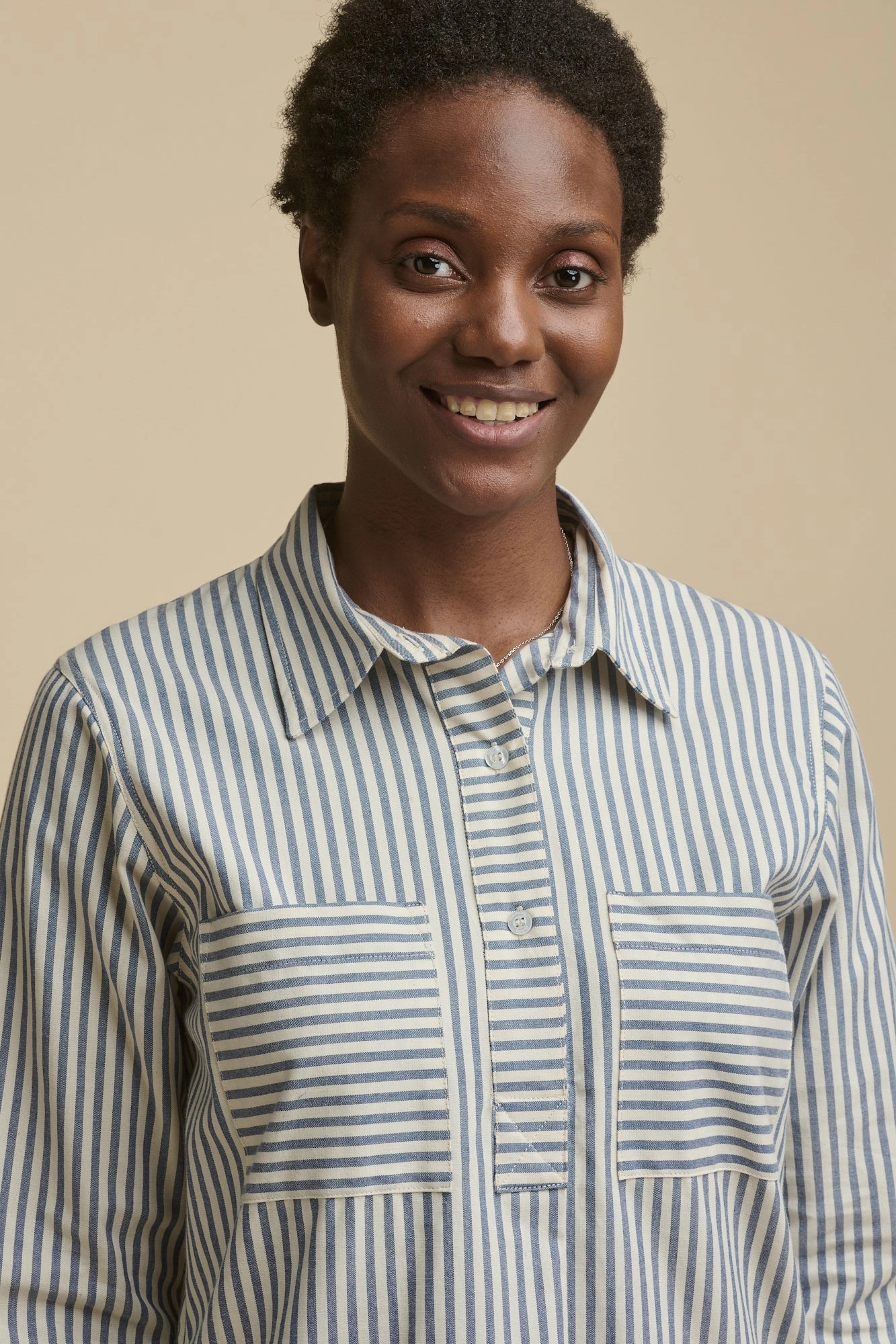 The Quarry Bank Women's Olivia Shirt Dress - Navy/White Lightweight-Layer