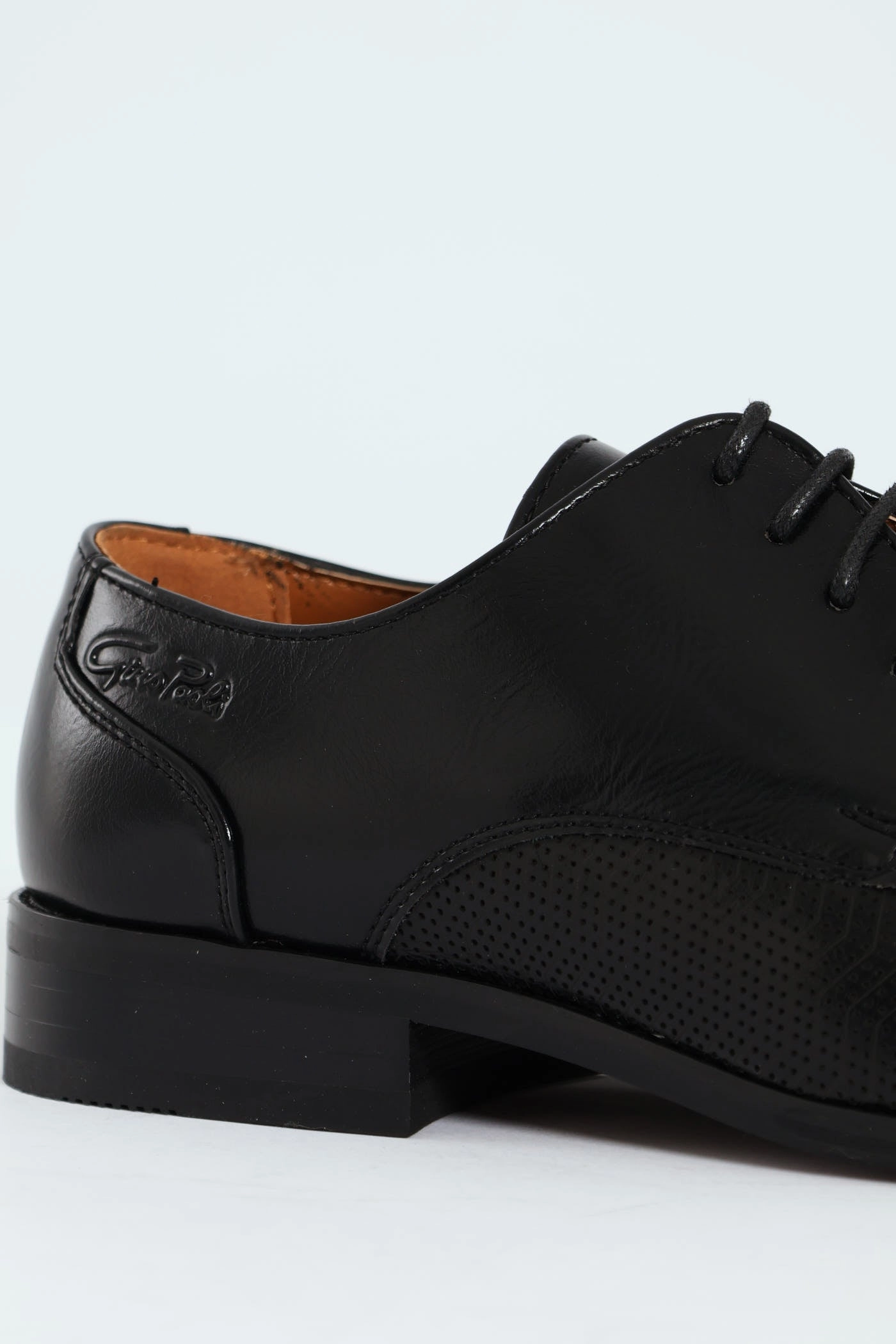 Toe Cap & Pin Punch Detail Derby Shoe - Black No Friction Simple Footwear
