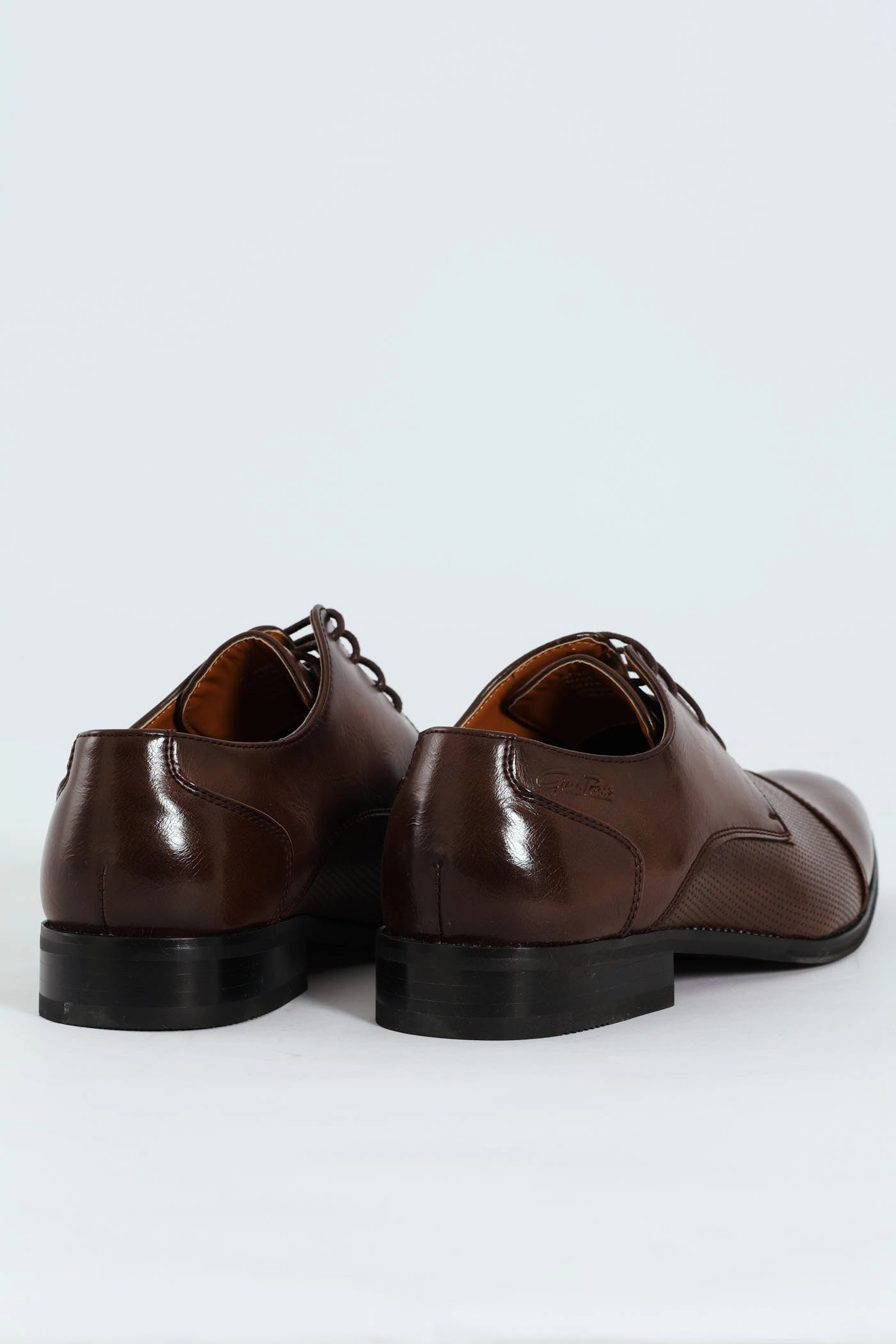 Quick clean Business casual Toe Cap & Pin Punch Detail Derby Shoe - Brown