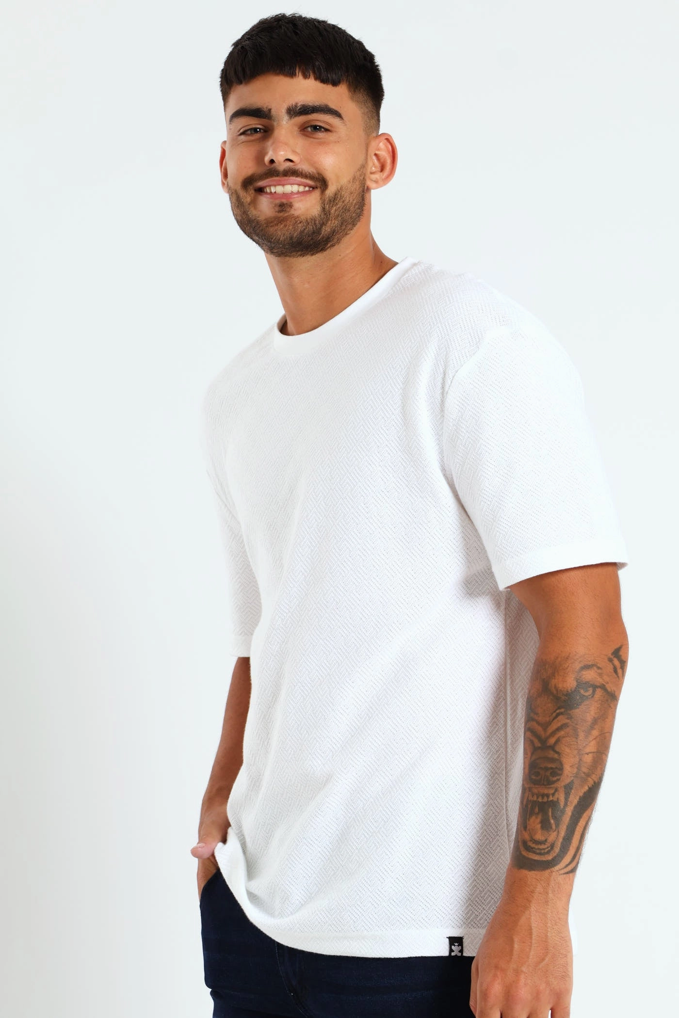 simple design Pointelle Textured Tee - White