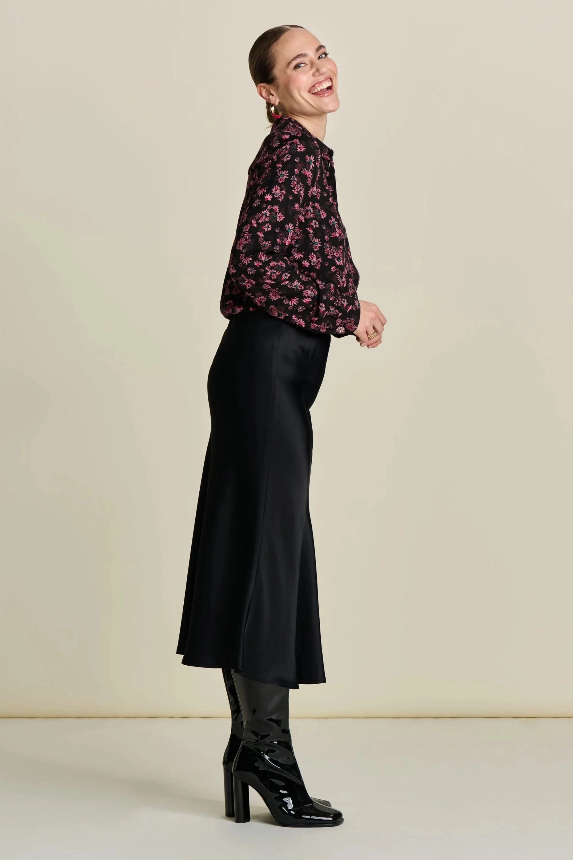 Durable Chill Piece MILA BLOOMING BLOUSE - SP8025