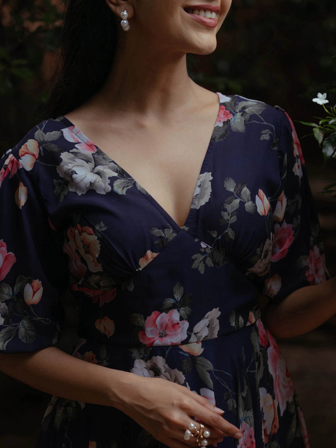 Women's Printed Baloon Sleeve Georgette Midi Dress Draped Silhouette Elegant Fabric