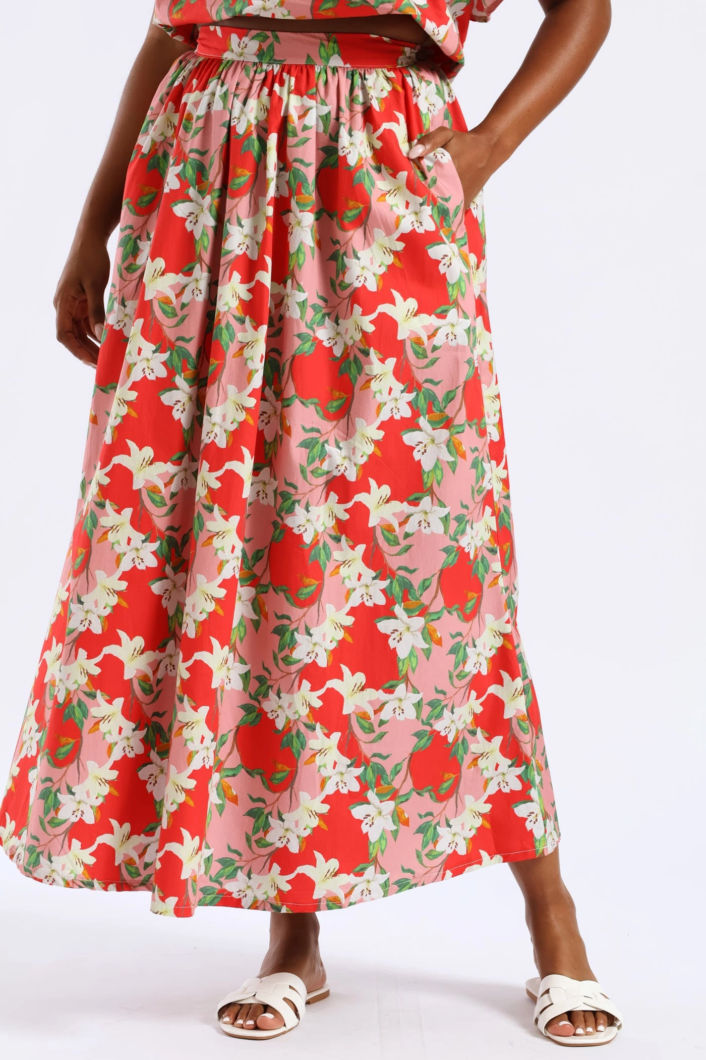 Back Slit Structured Wide Hem Floral Flared Midi Skirt - Red/Pink