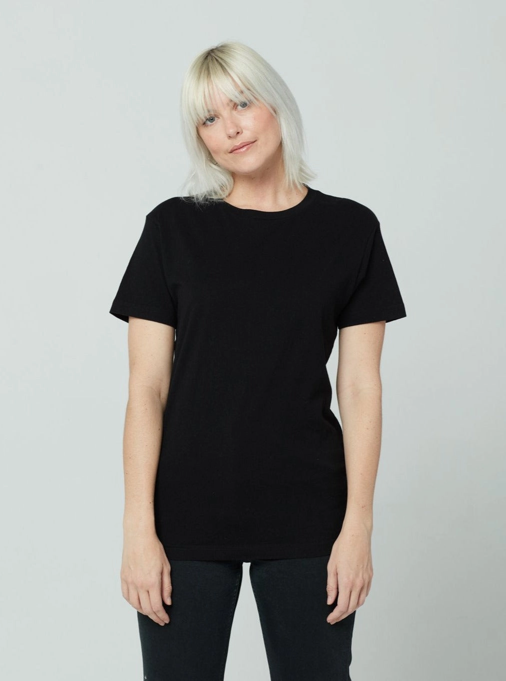 Unisex T-Shirt - Black Fashion Blouse