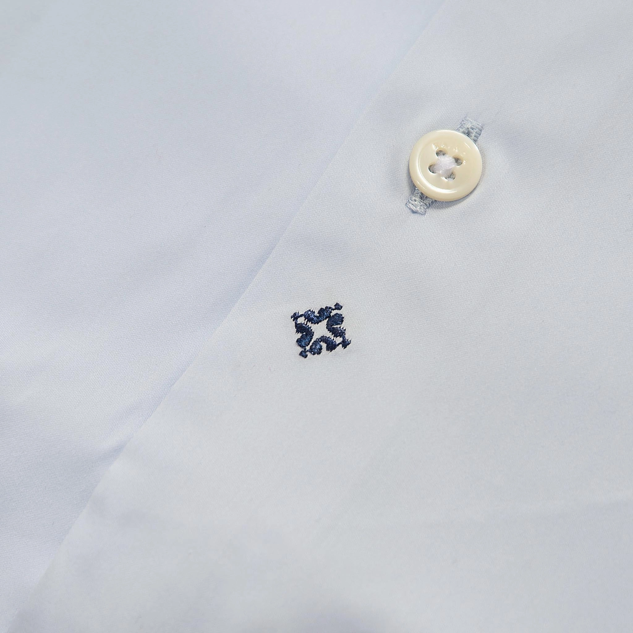 Clamenc shirt satin stretch (air blue) Cool and Comfortable Odor Resistant Material