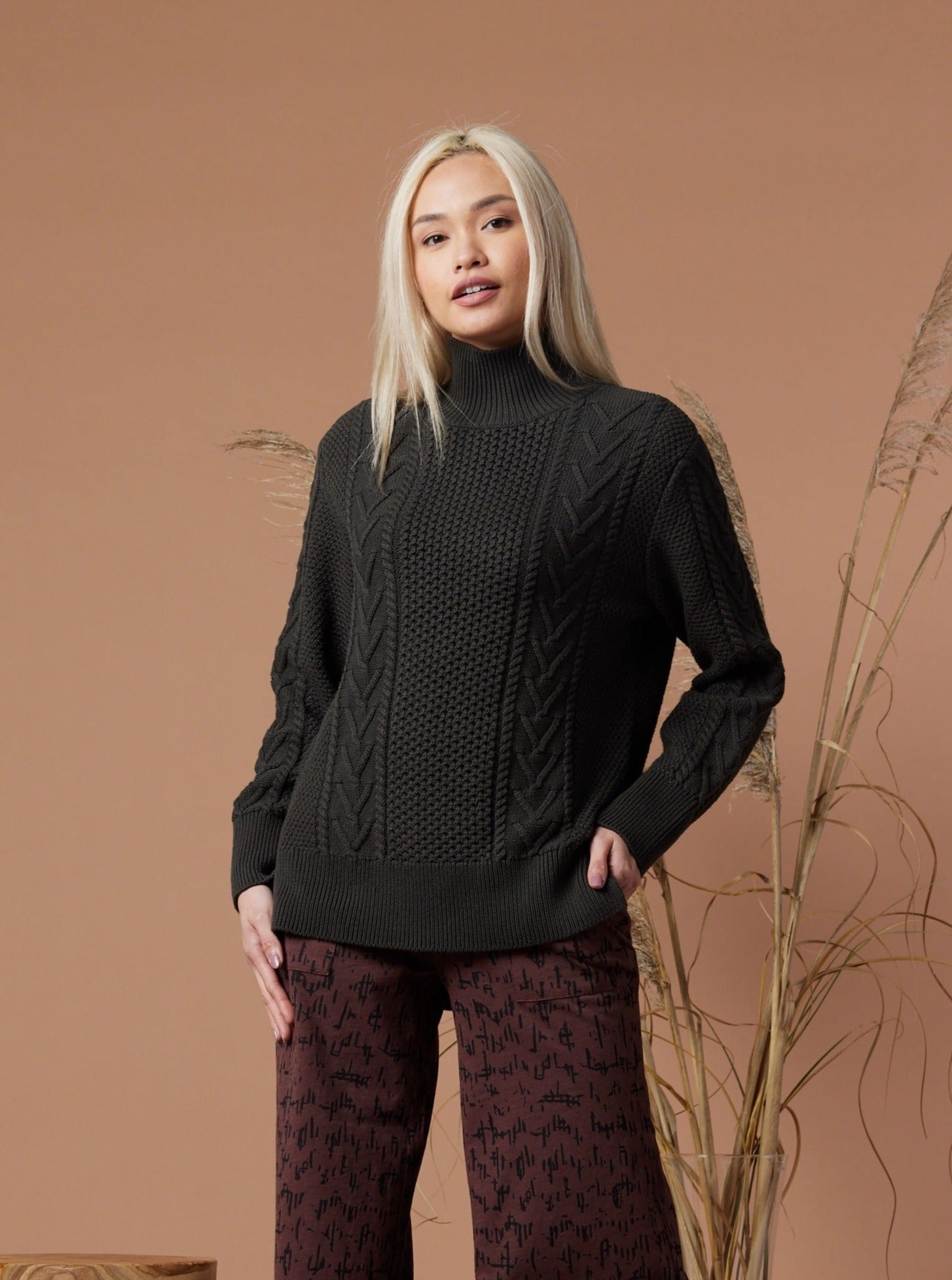 Dallas Sweater - Black Multi Layer Insulation Quick Fit