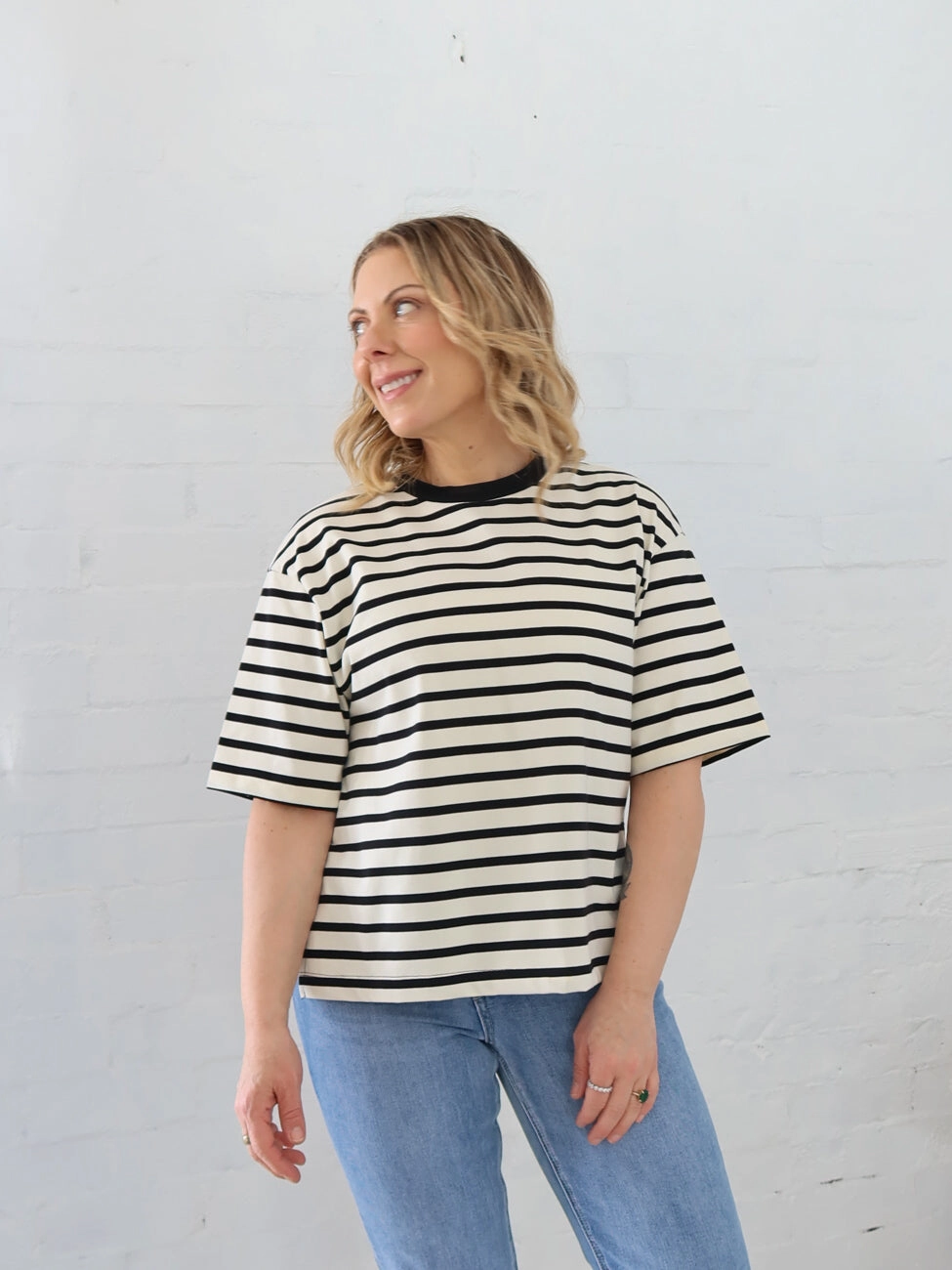 preshrunk Sally Top- Black Stripe