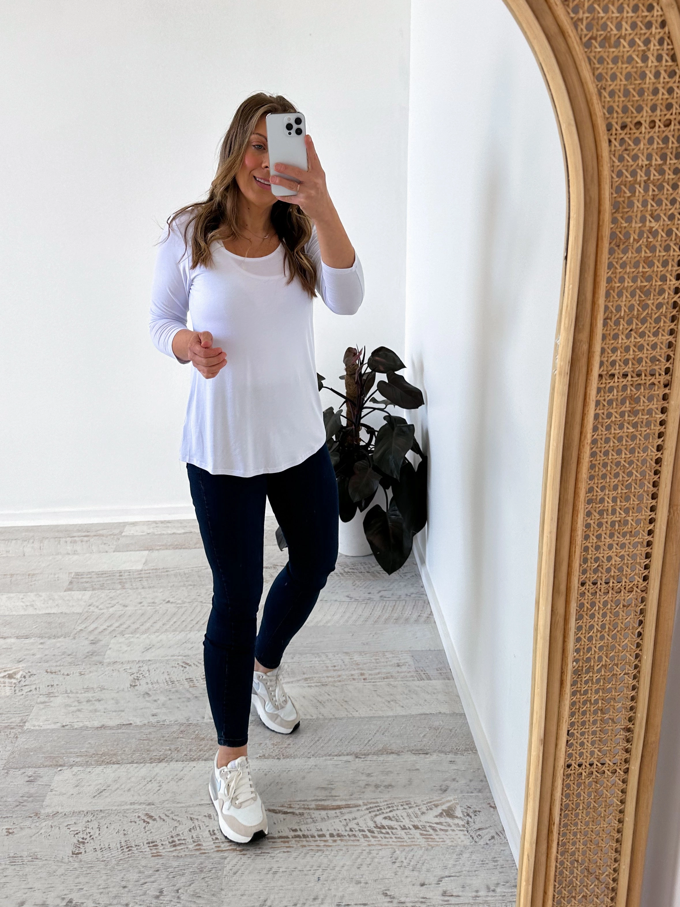 train station Podcast Lynette Long Sleeve Top - White