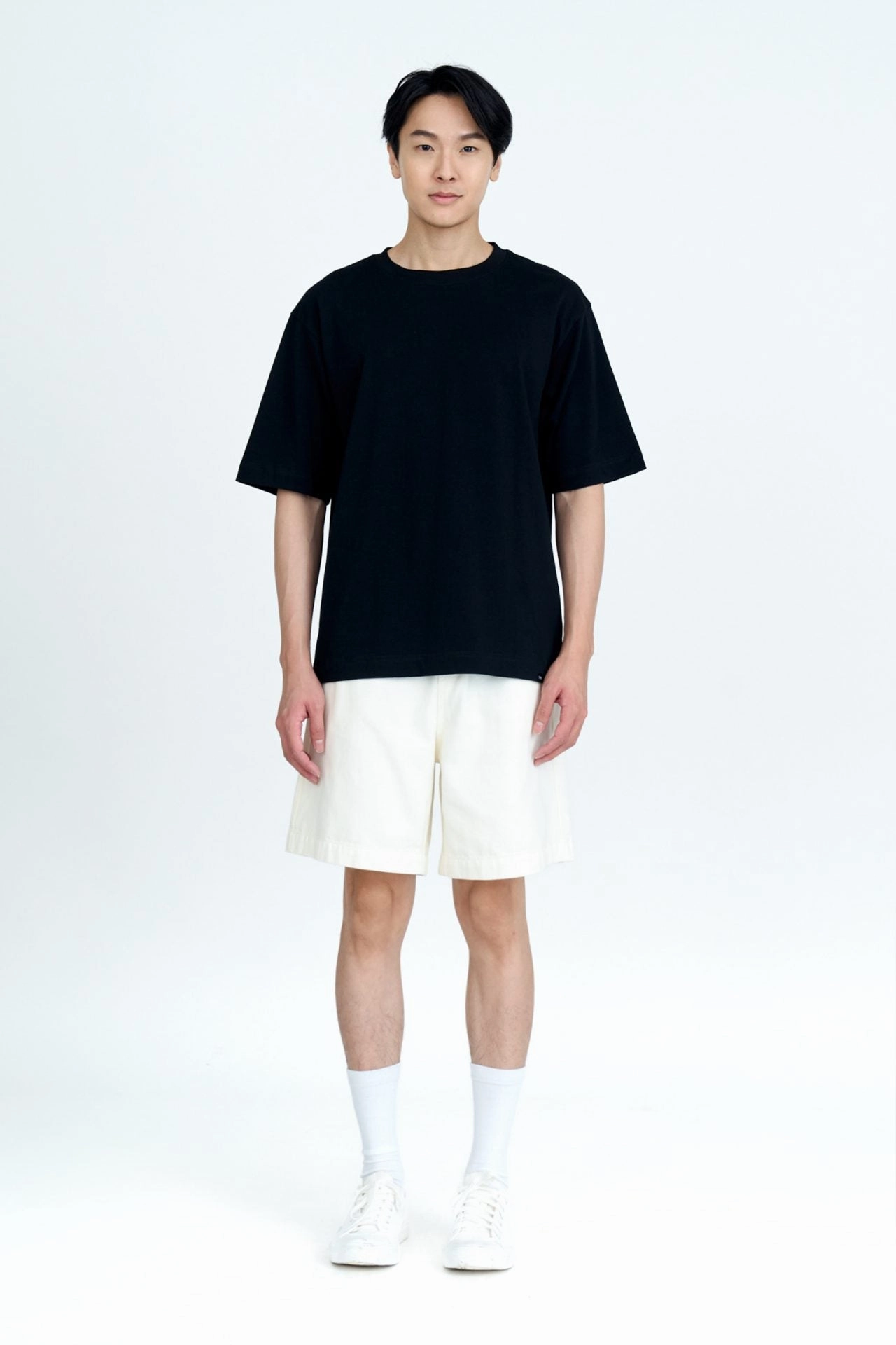 ConvertibleCollarSystem SoftTouchFinish (B) Classic Relaxed-Fit Crew Neck Tee - Black [AT]